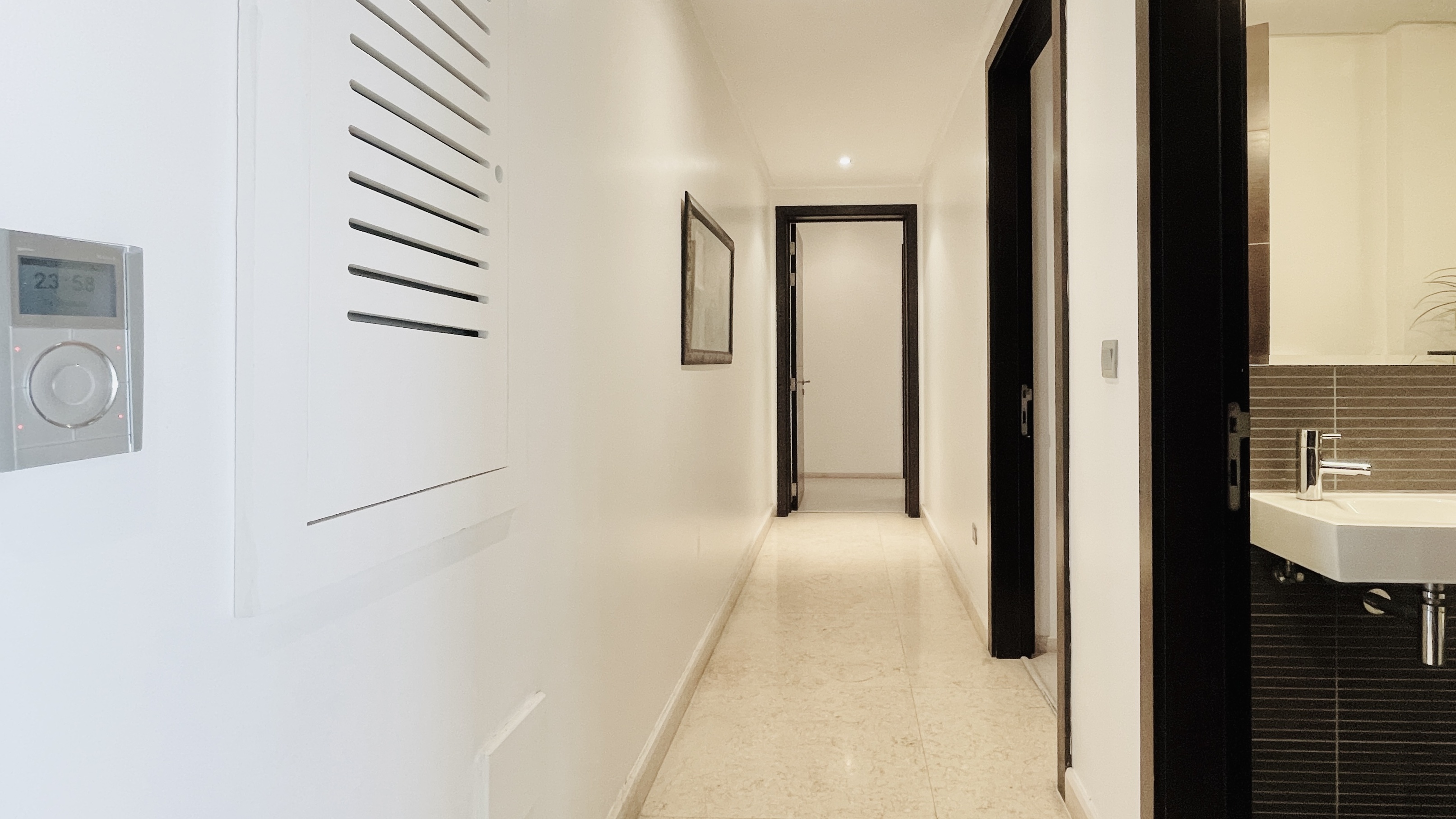 UNLIMITED EWA | HOUSEKEEPING | BALCONY | SPACIOUS ROOMS