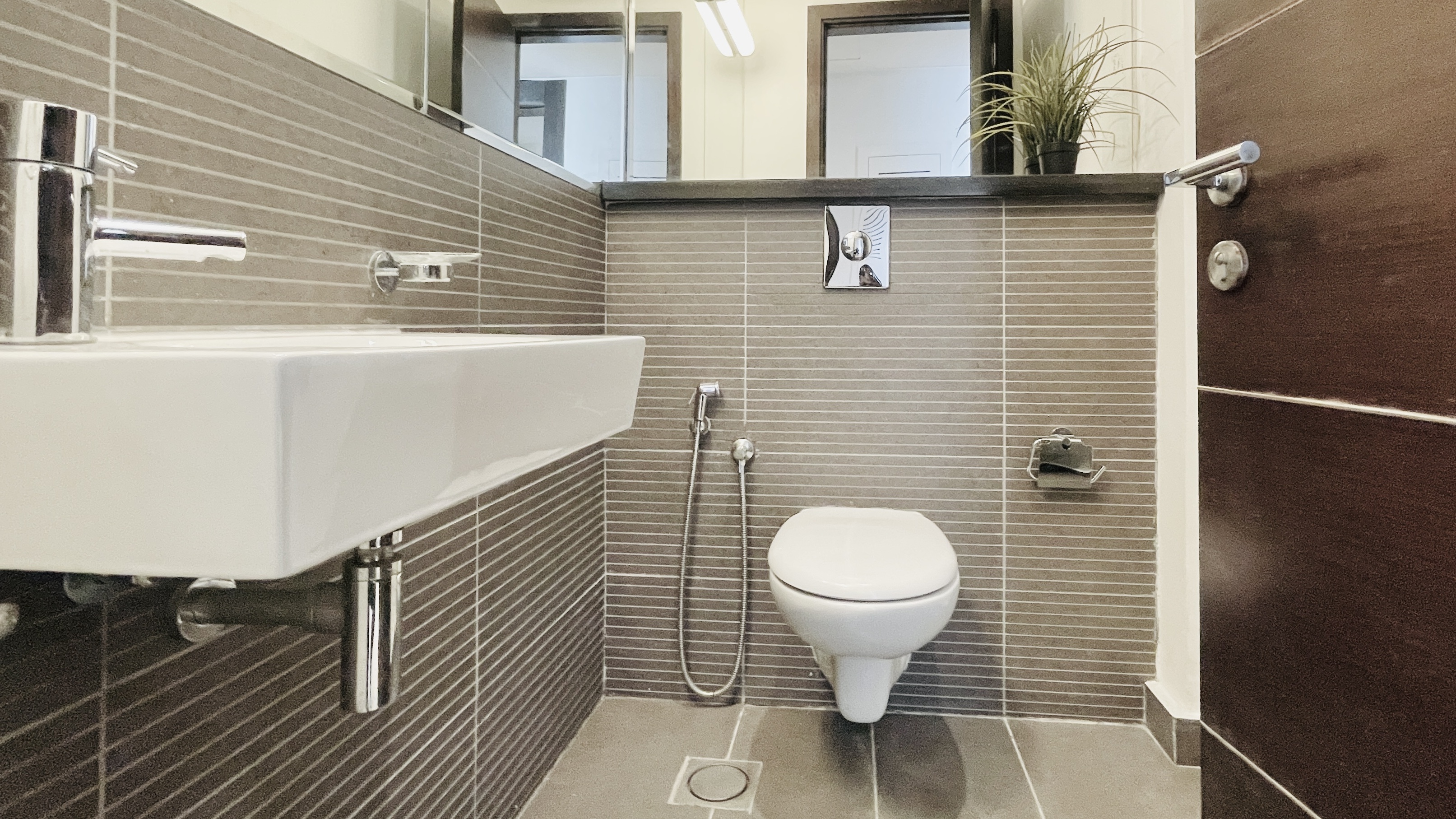 UNLIMITED EWA | HOUSEKEEPING | BALCONY | SPACIOUS ROOMS