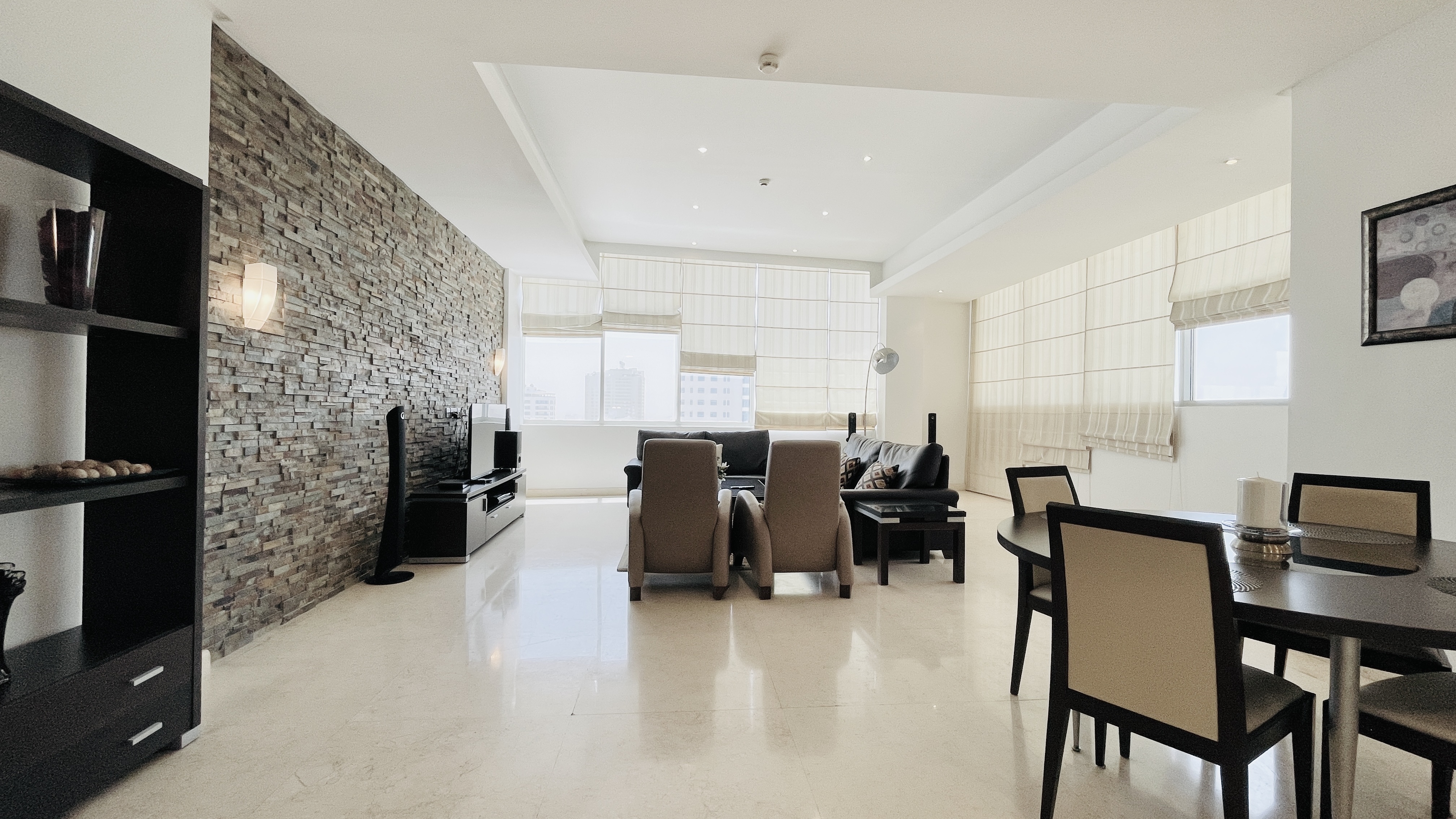 UNLIMITED EWA | HOUSEKEEPING | SPACIOUS | BALCONY 