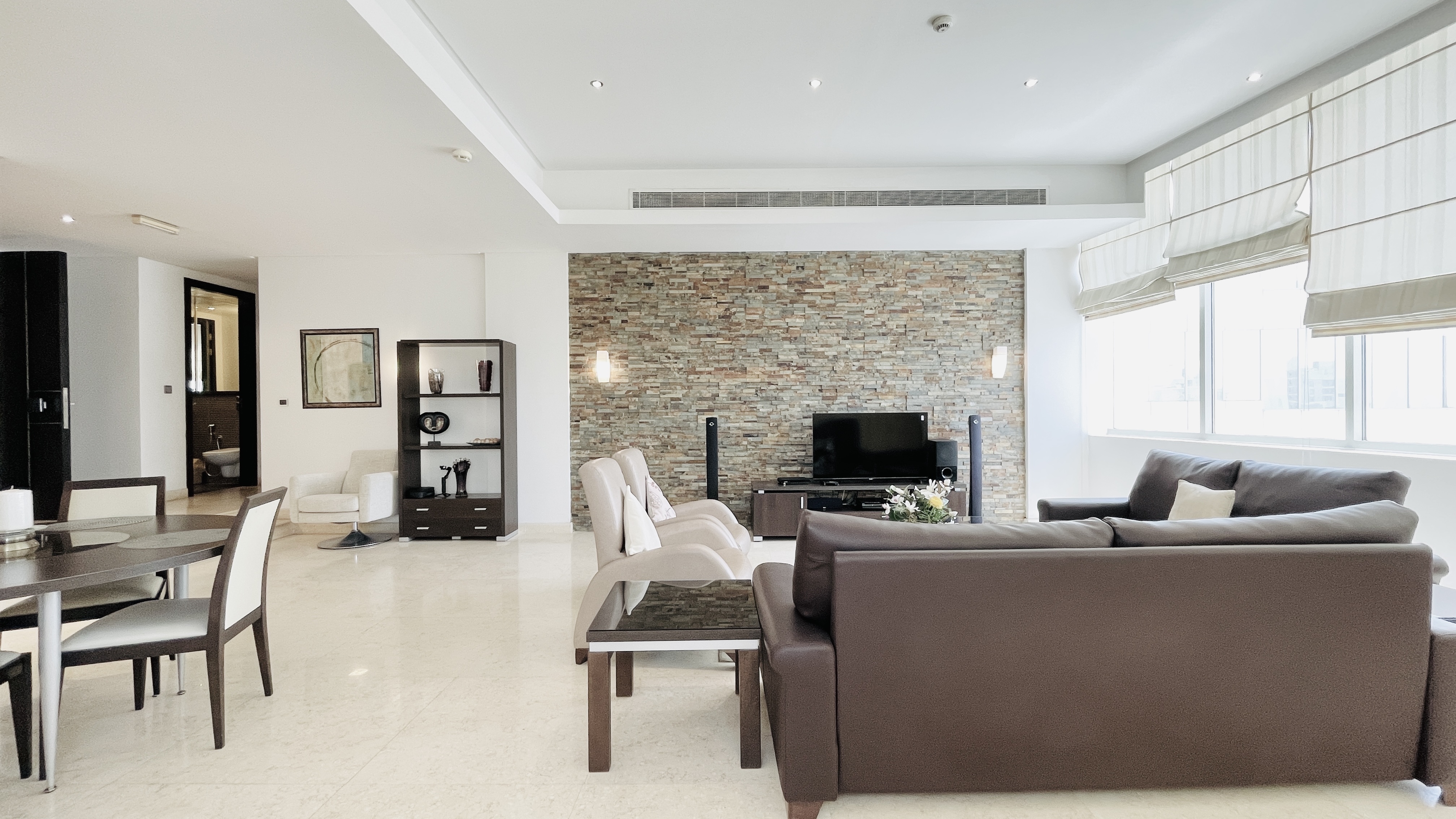 UNLIMITED EWA | HOUSEKEEPING | SPACIOUS | BALCONY 