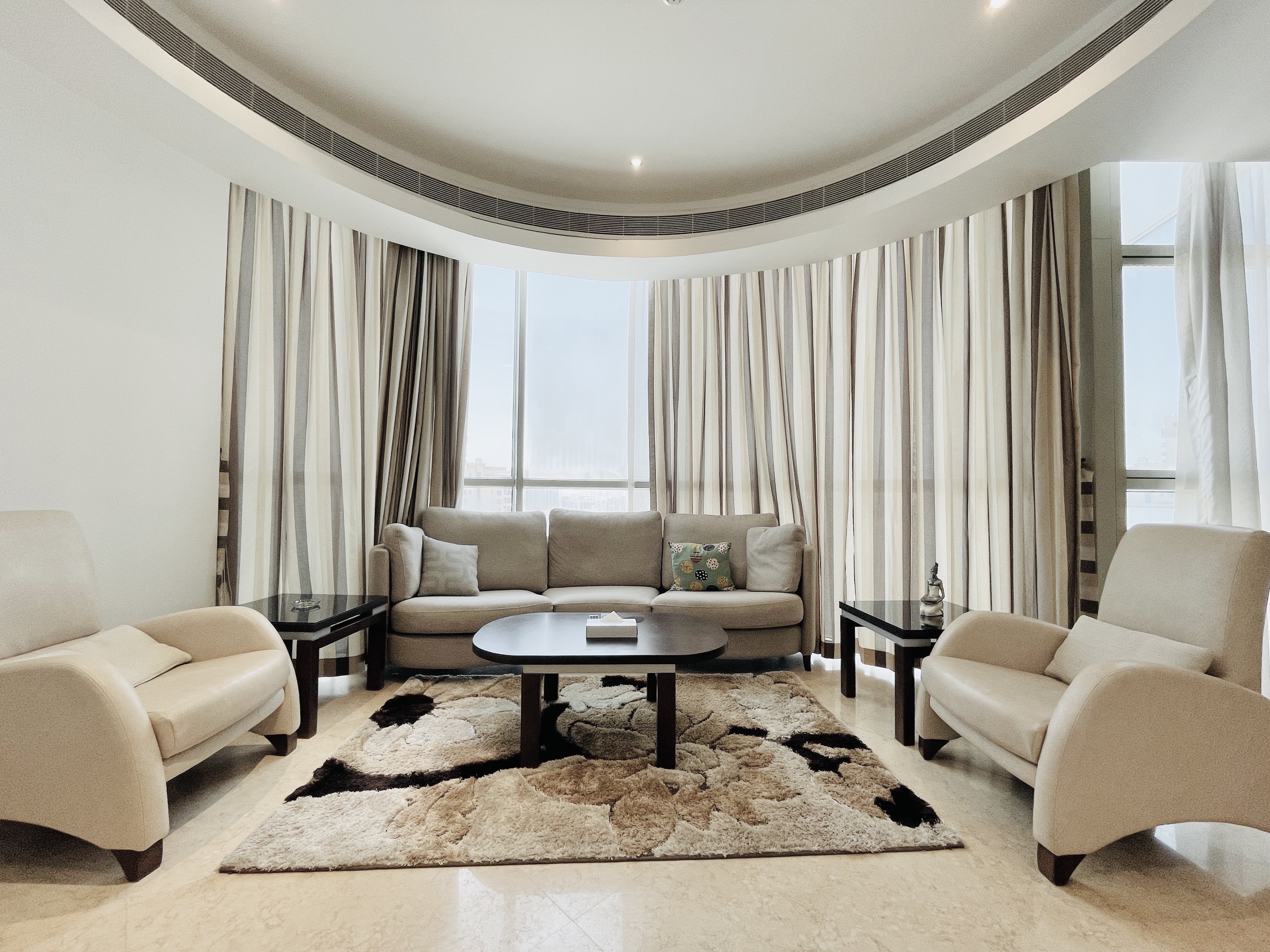 CITY VIEW | UNLIMITED EWA | HOUSEKEEPING | SPACIOUS