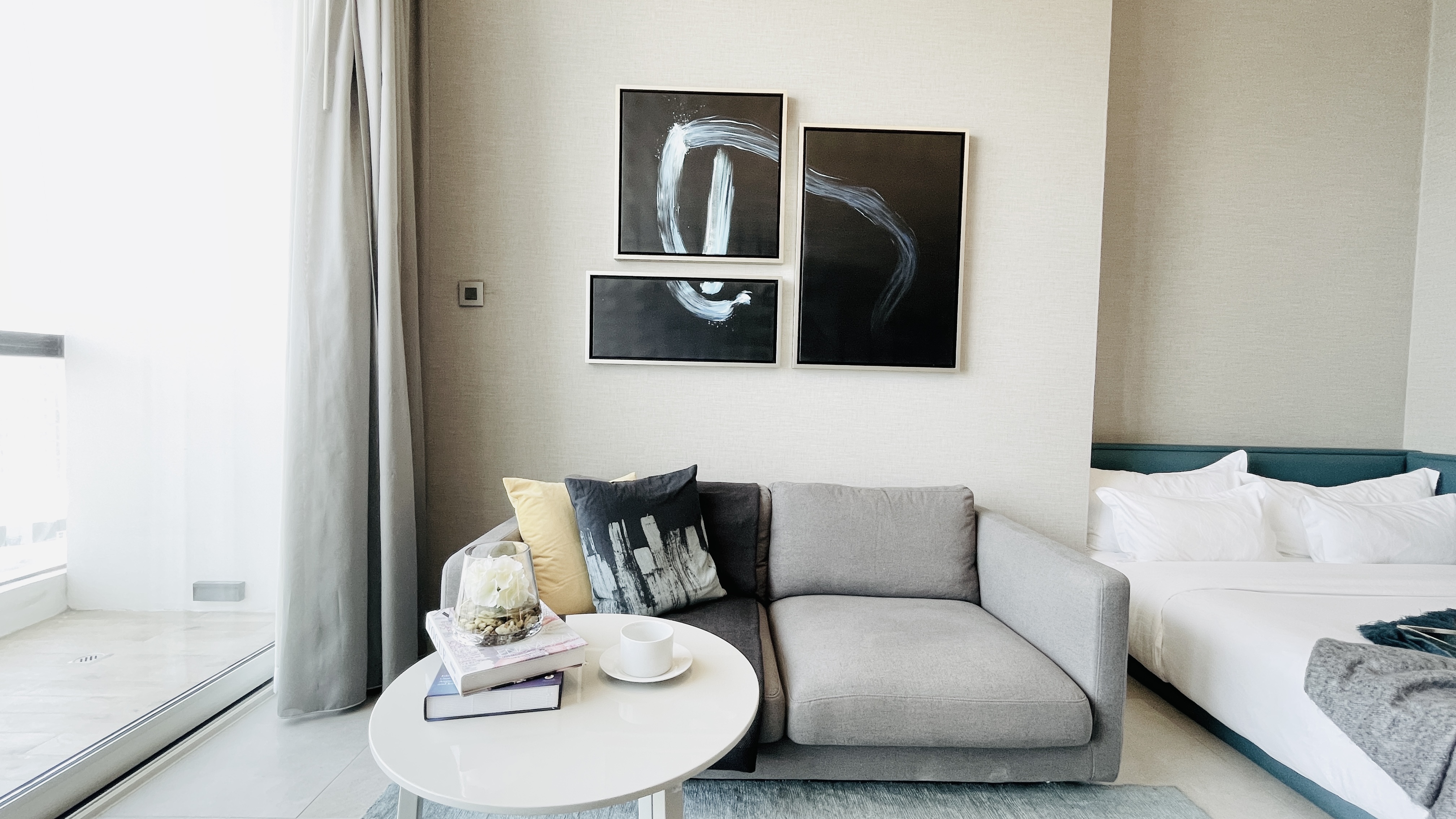 LUXURY | GREAT AMENITIES | MODERN | BALCONY