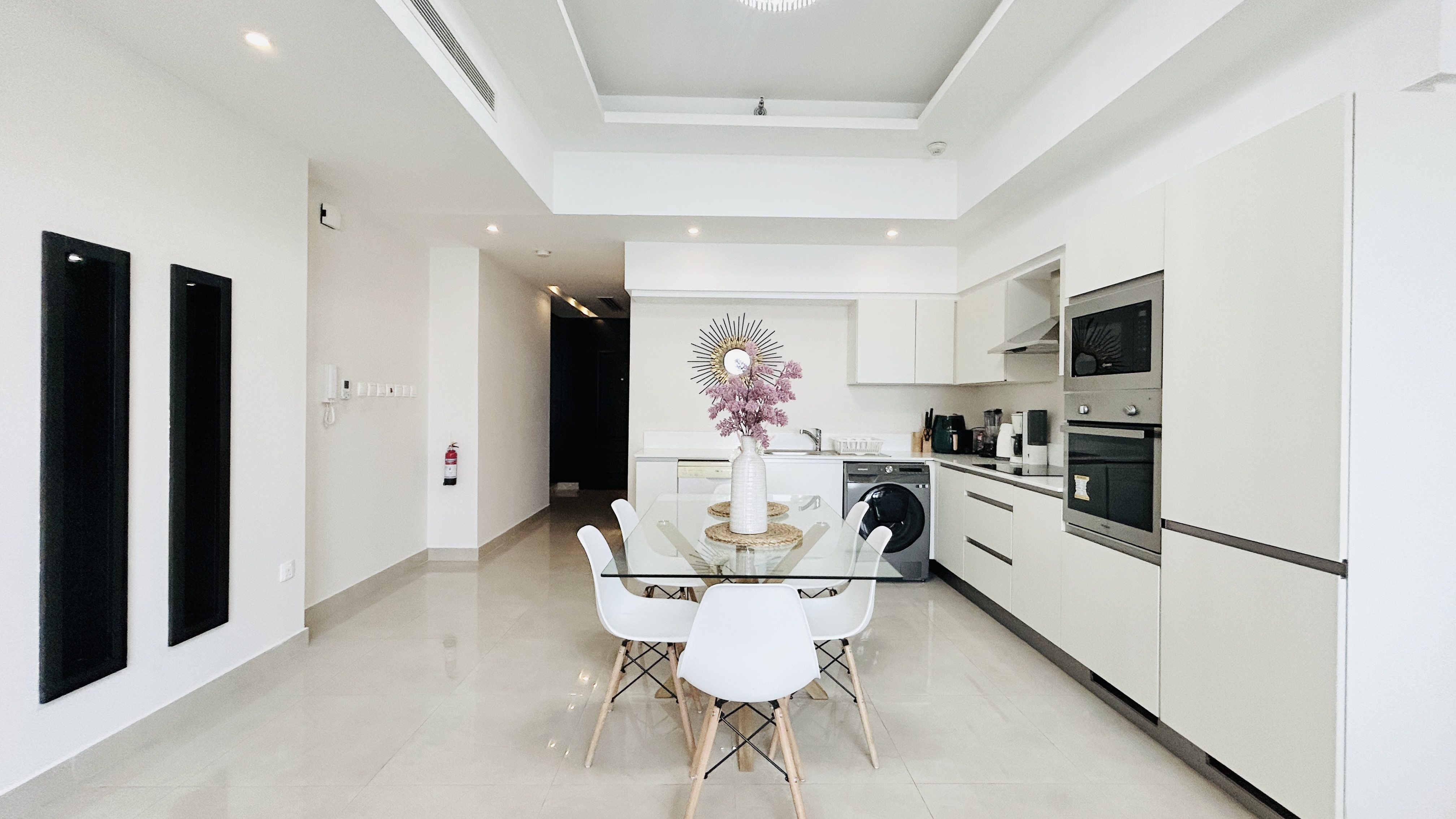 LUXURY | FULL SEA VIEW | SPACIOUS ROOM | BALCONY
