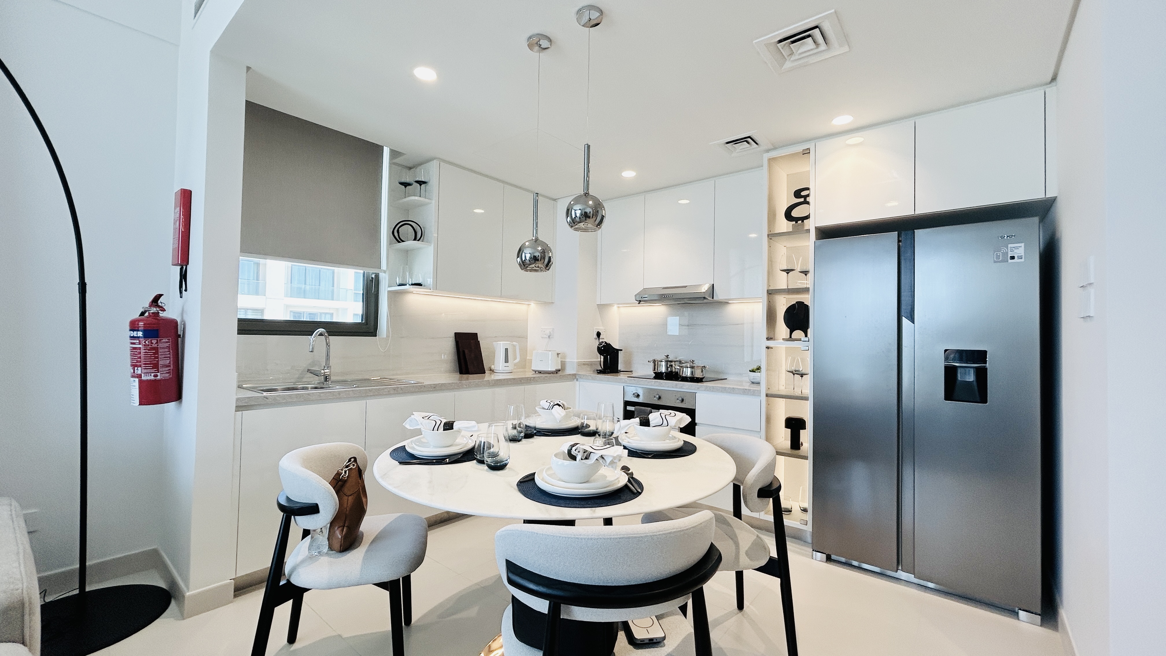 INSTALLMENT PLAN | SPACIOUS ROOMS | BEACHFRONT VIEW