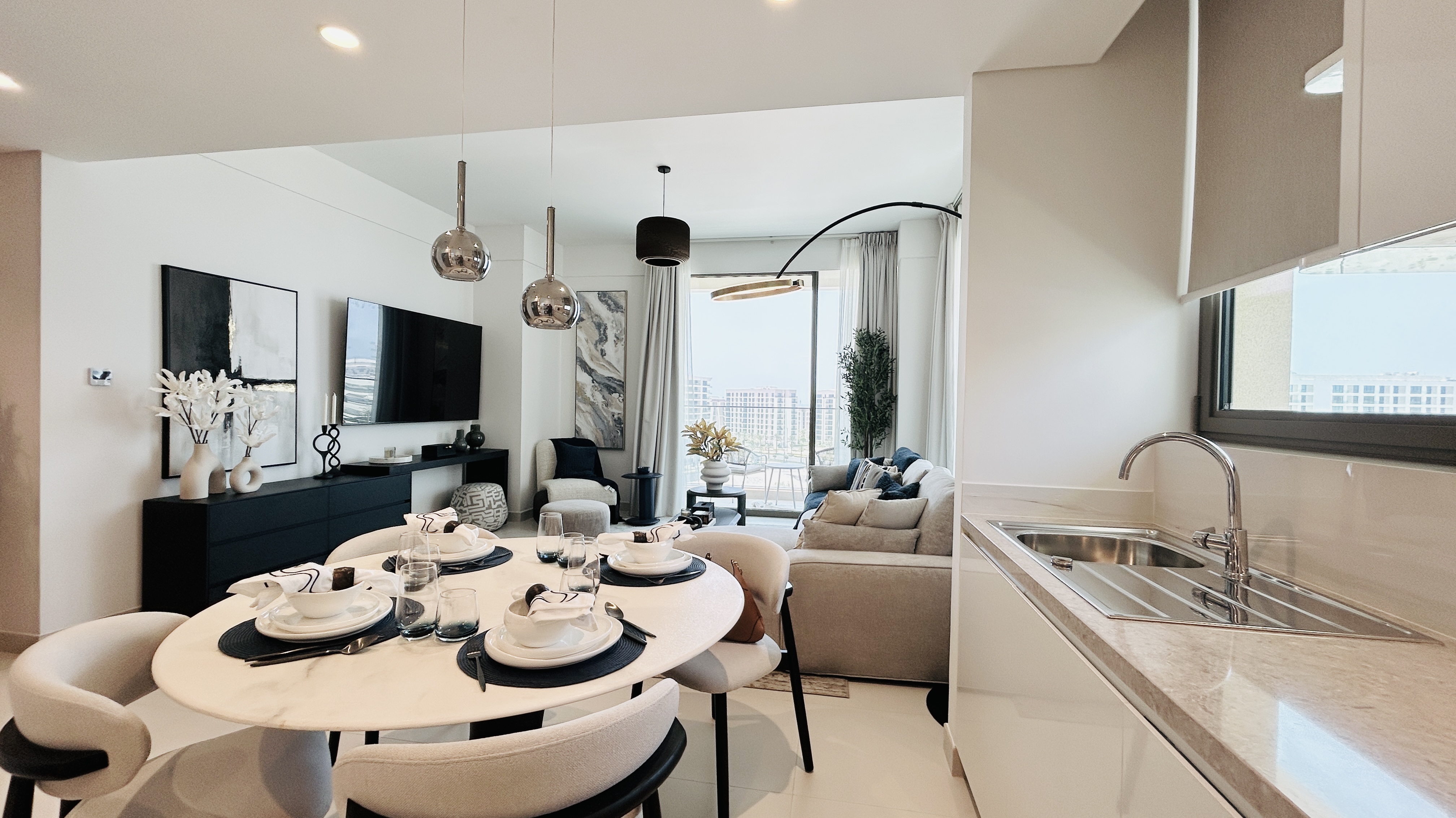 BEACHFRONT VIEW | INSTALLMENT PLAN | SPACIOUS ROOMS