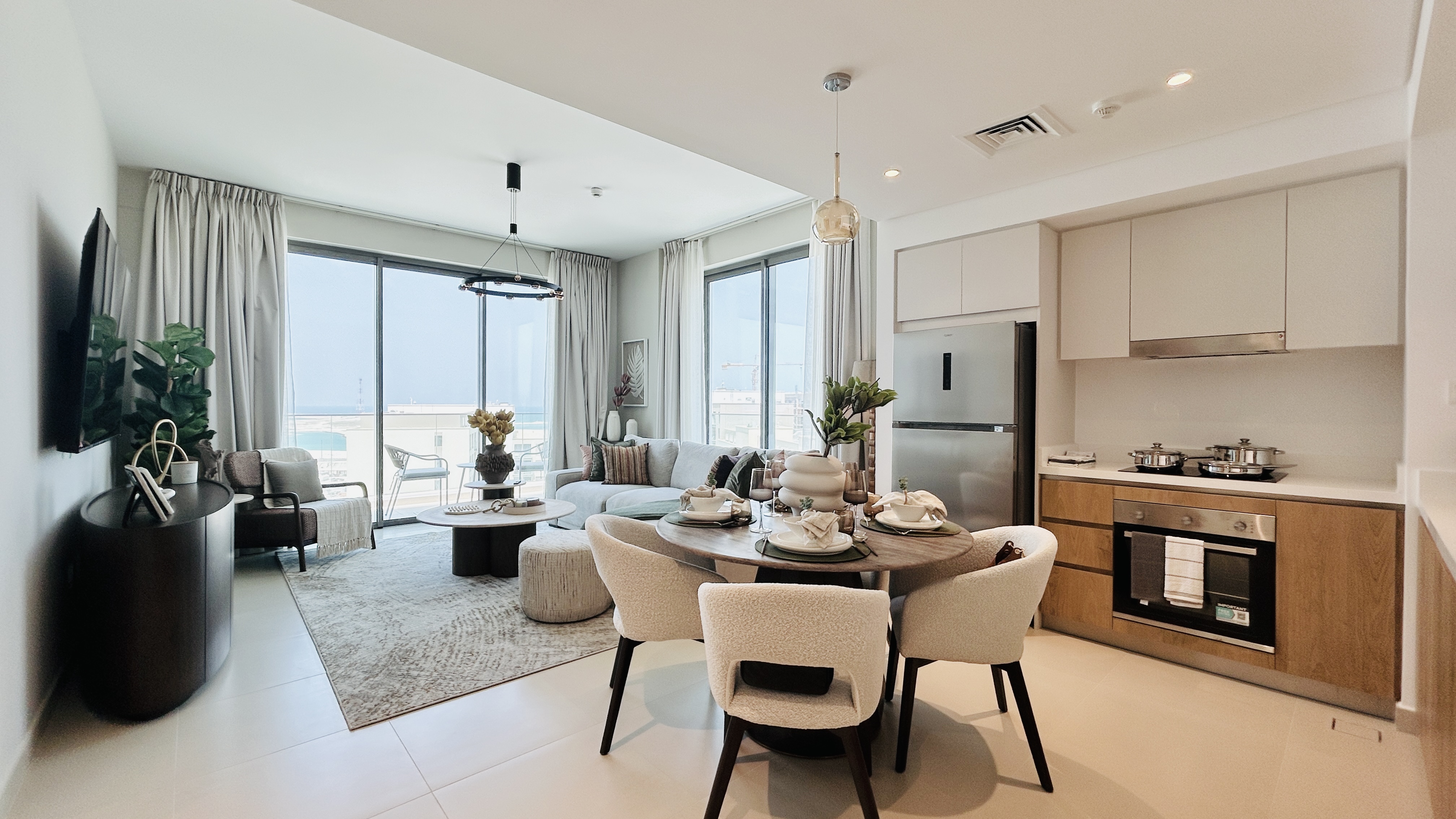SPACIOUS ROOMS | INSTALLMENT PLAN | BEACHFRONT VIEW