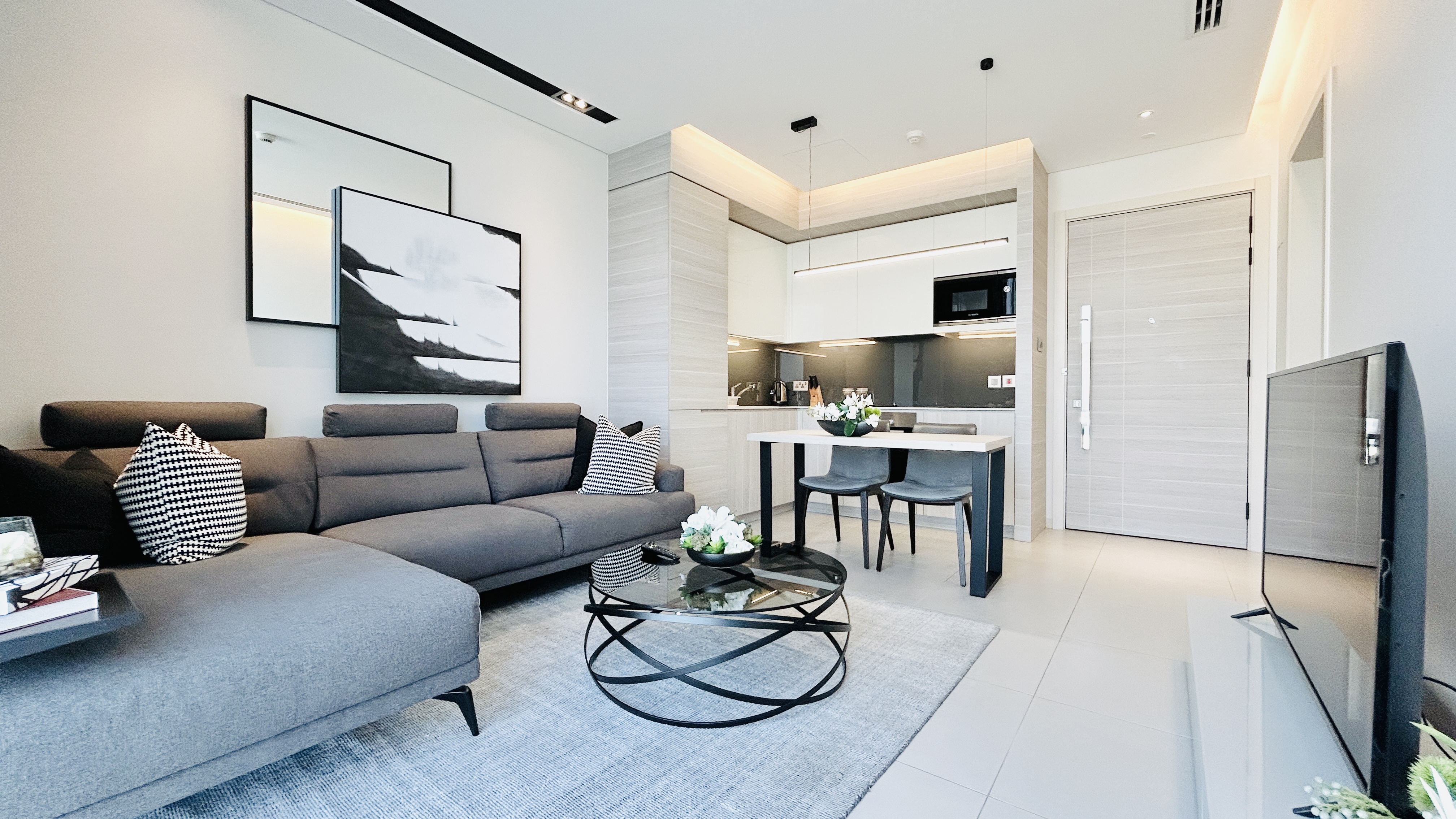 LOW PRICE | LUXURY | SEA VIEW | BALCONY 