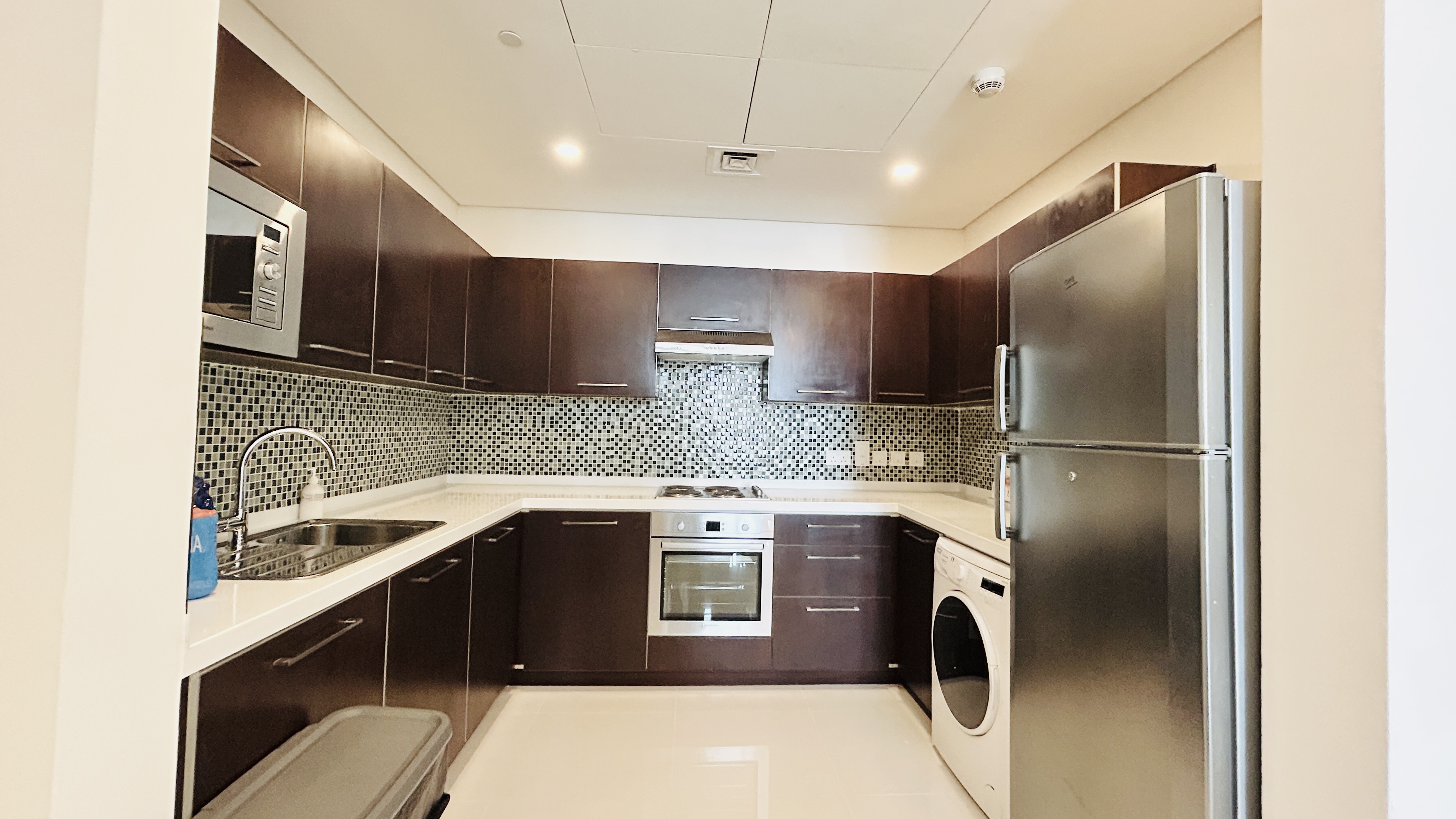 LUXURY | SPACIOUS ROOMS | BALCONY | SEA VIEW | MAID ROOM