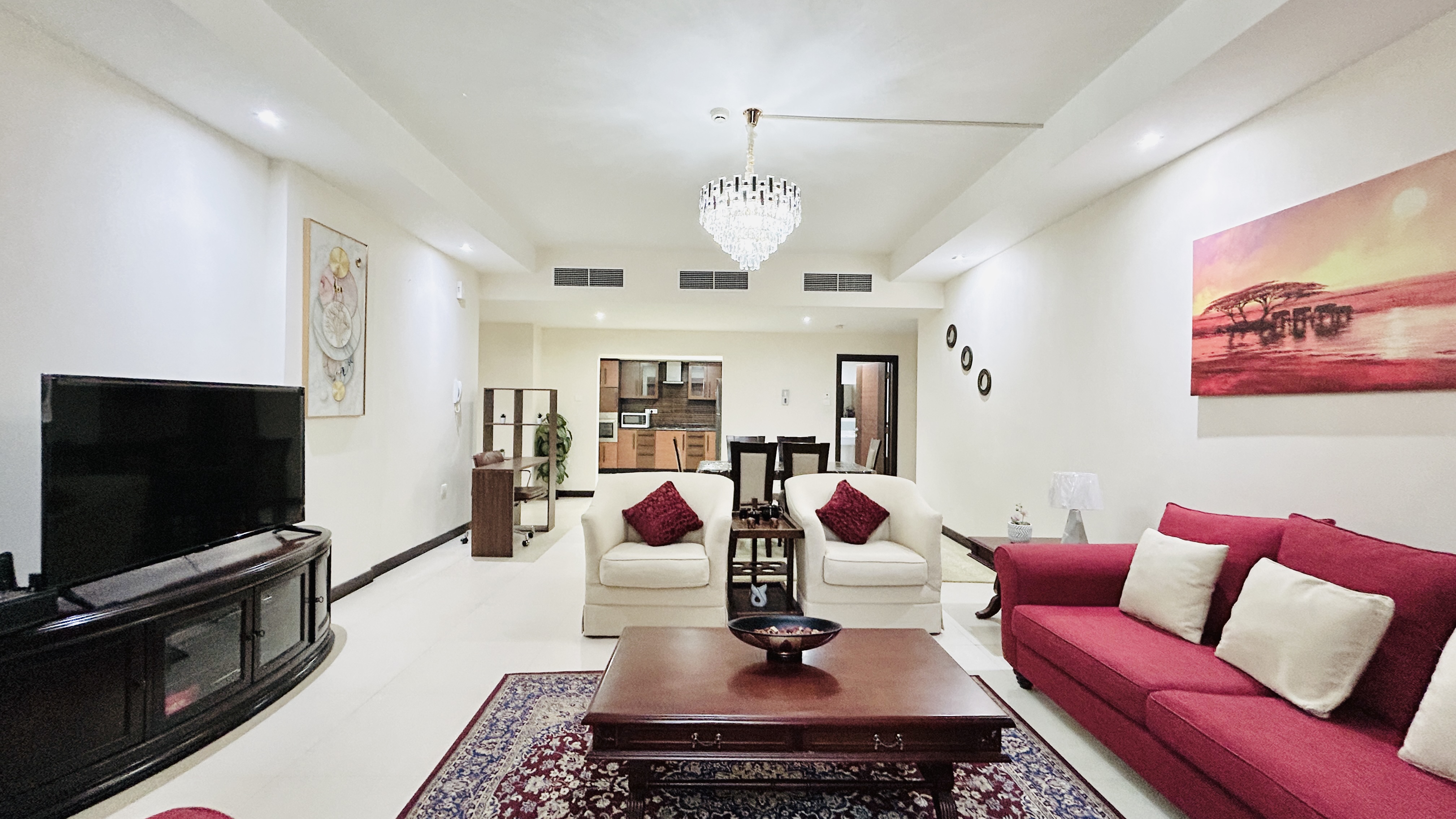 MODERN | SPACIOUS ROOMS | GREAT AMENITIES