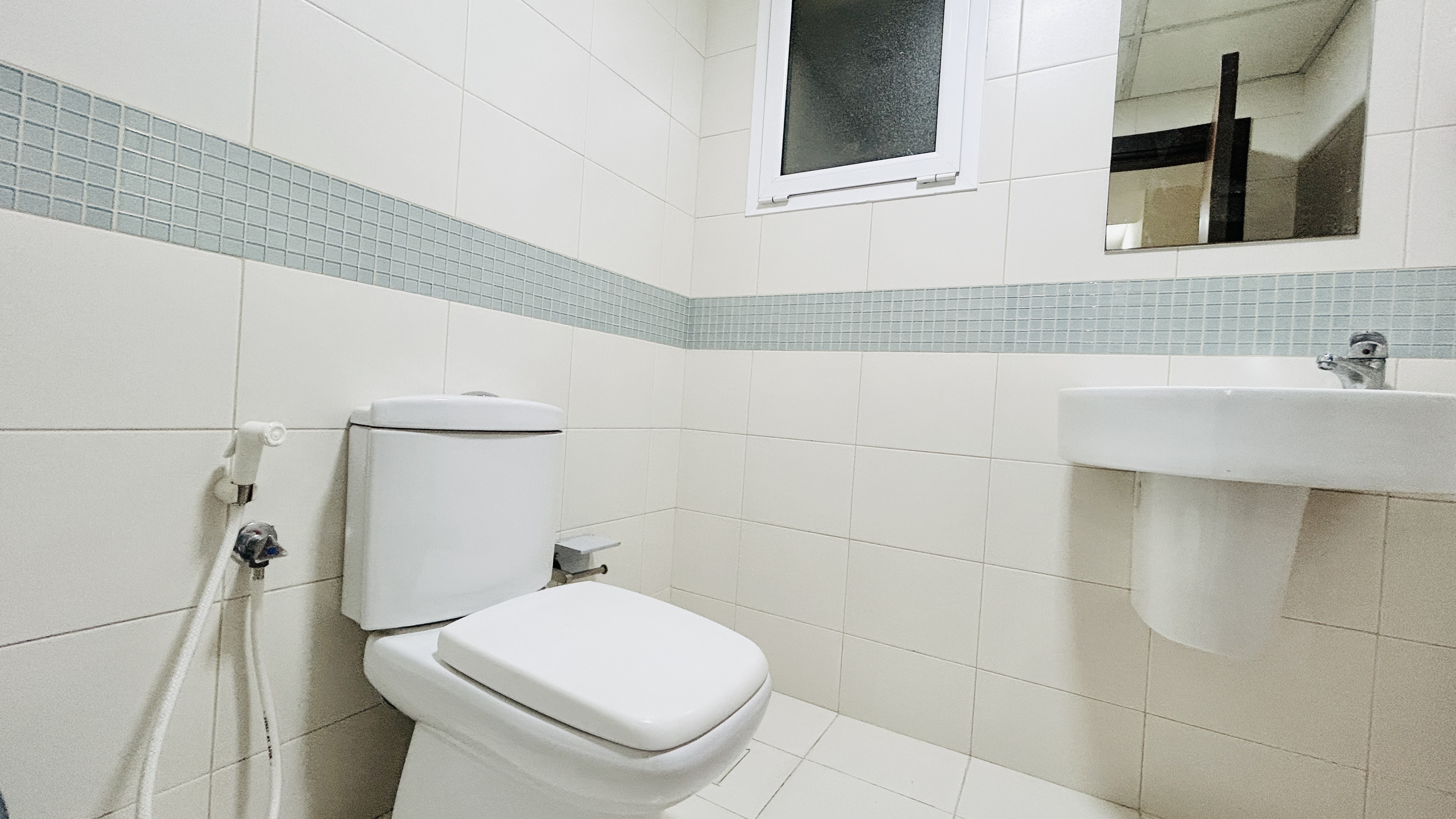 MODERN | SPACIOUS ROOMS | GREAT AMENITIES