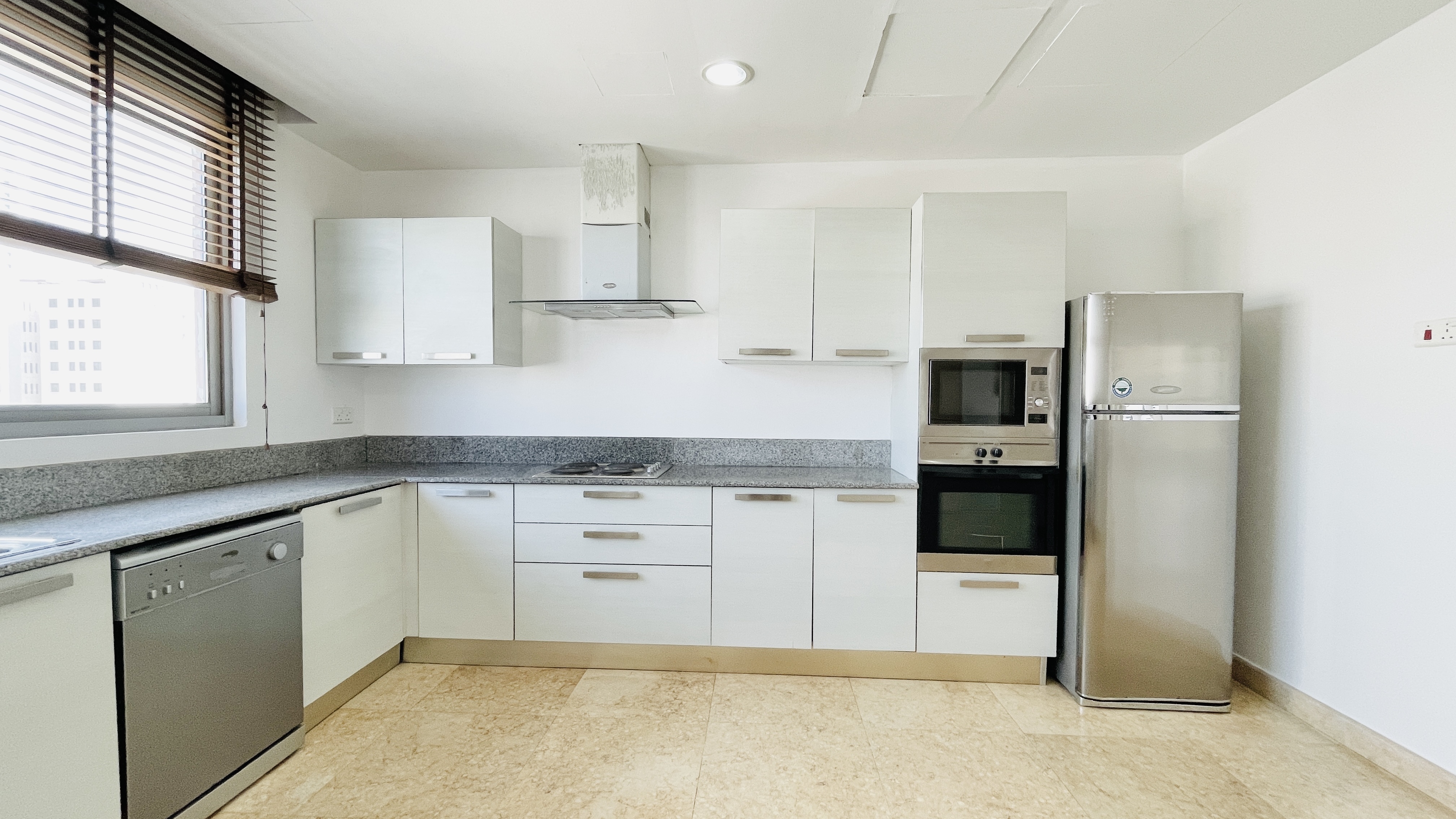NAVY APPROVED | SPACIOUS ROOMS | CITYVIEW | GREAT FACILITIES