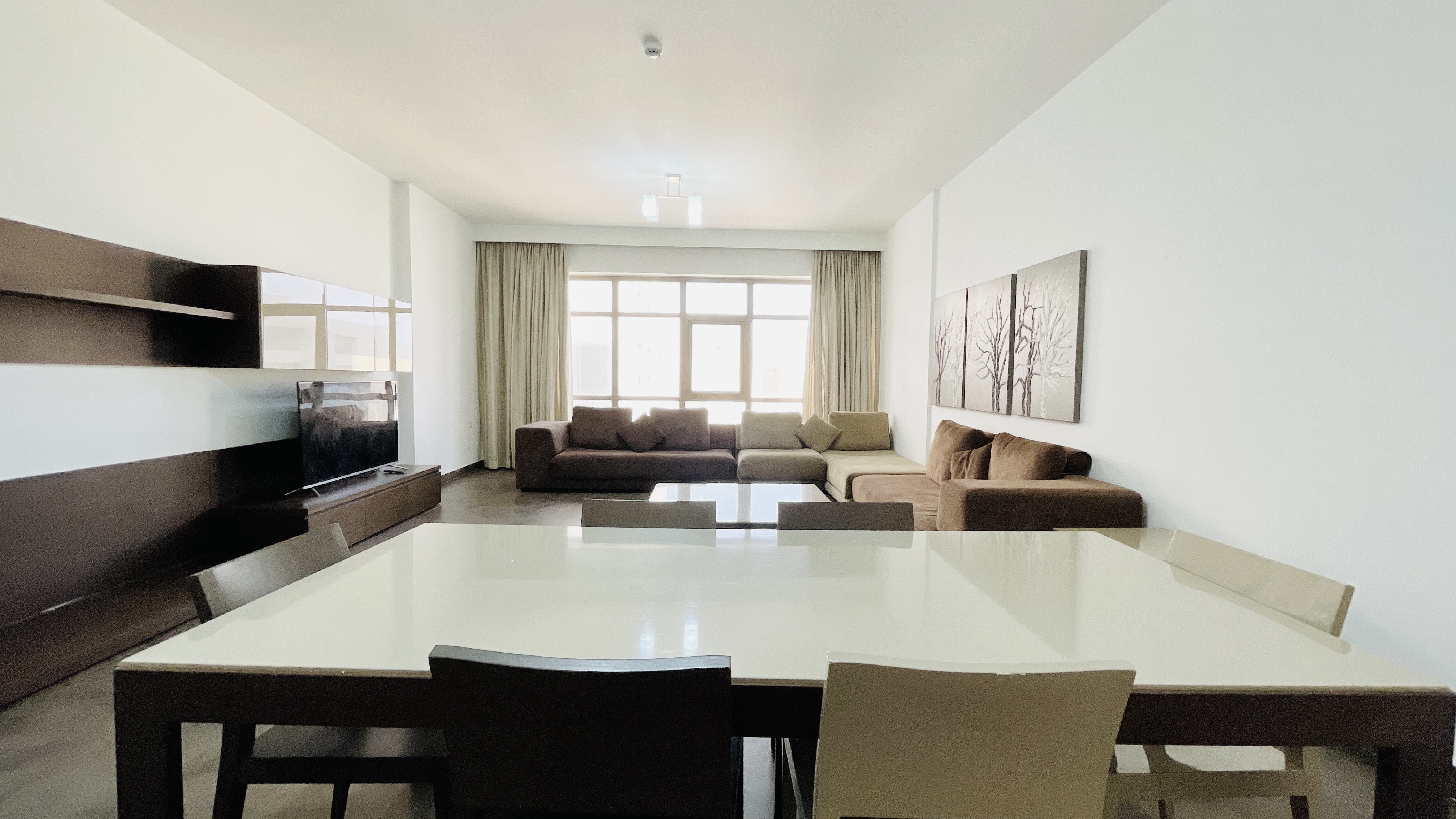 SPACIOUS ROOMS | CITY VIEW | GREAT FACILITIES