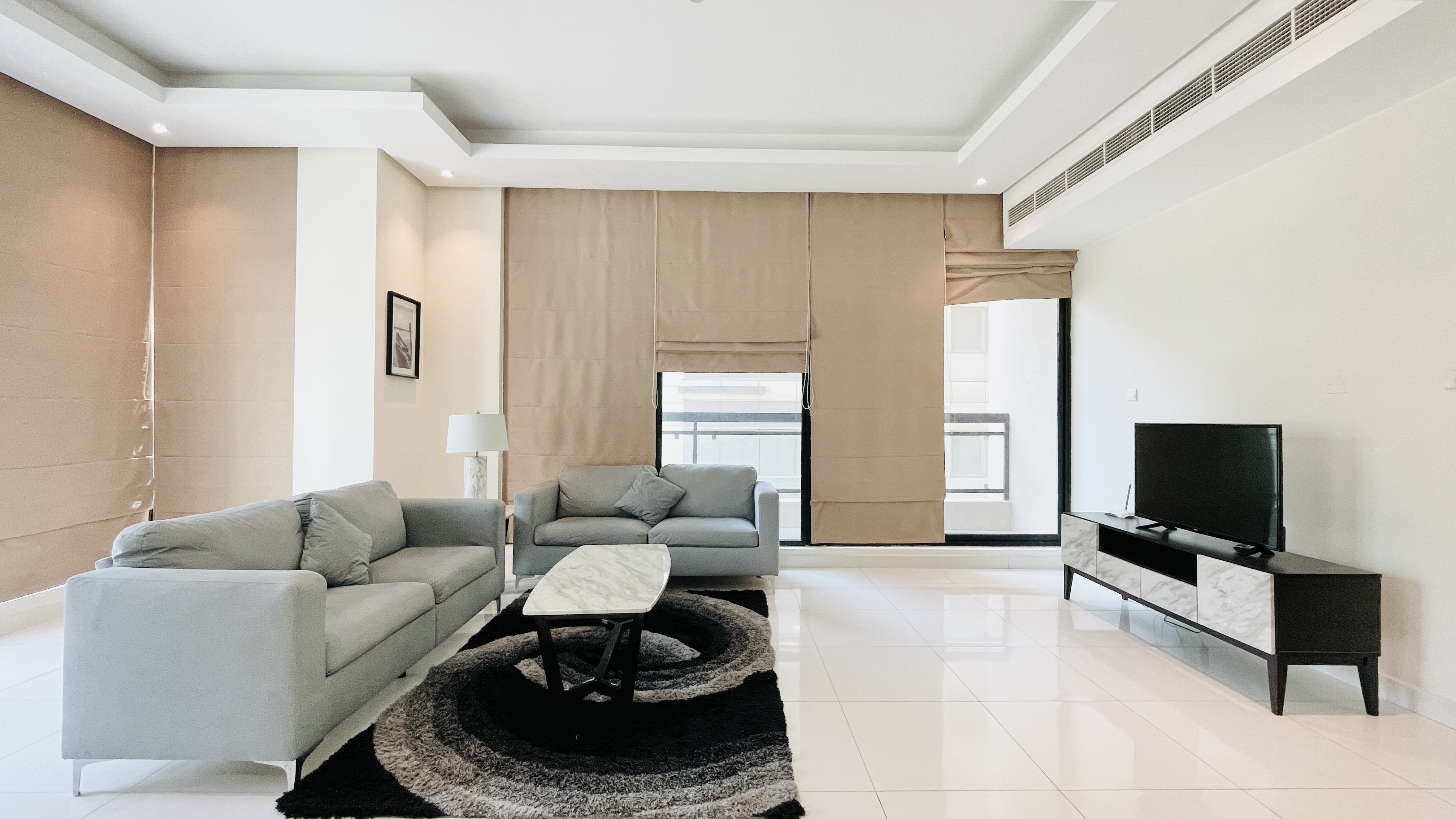 GREAT FACILITIES | SPACIOUS ROOMS | BALCONY | CITYVIEW