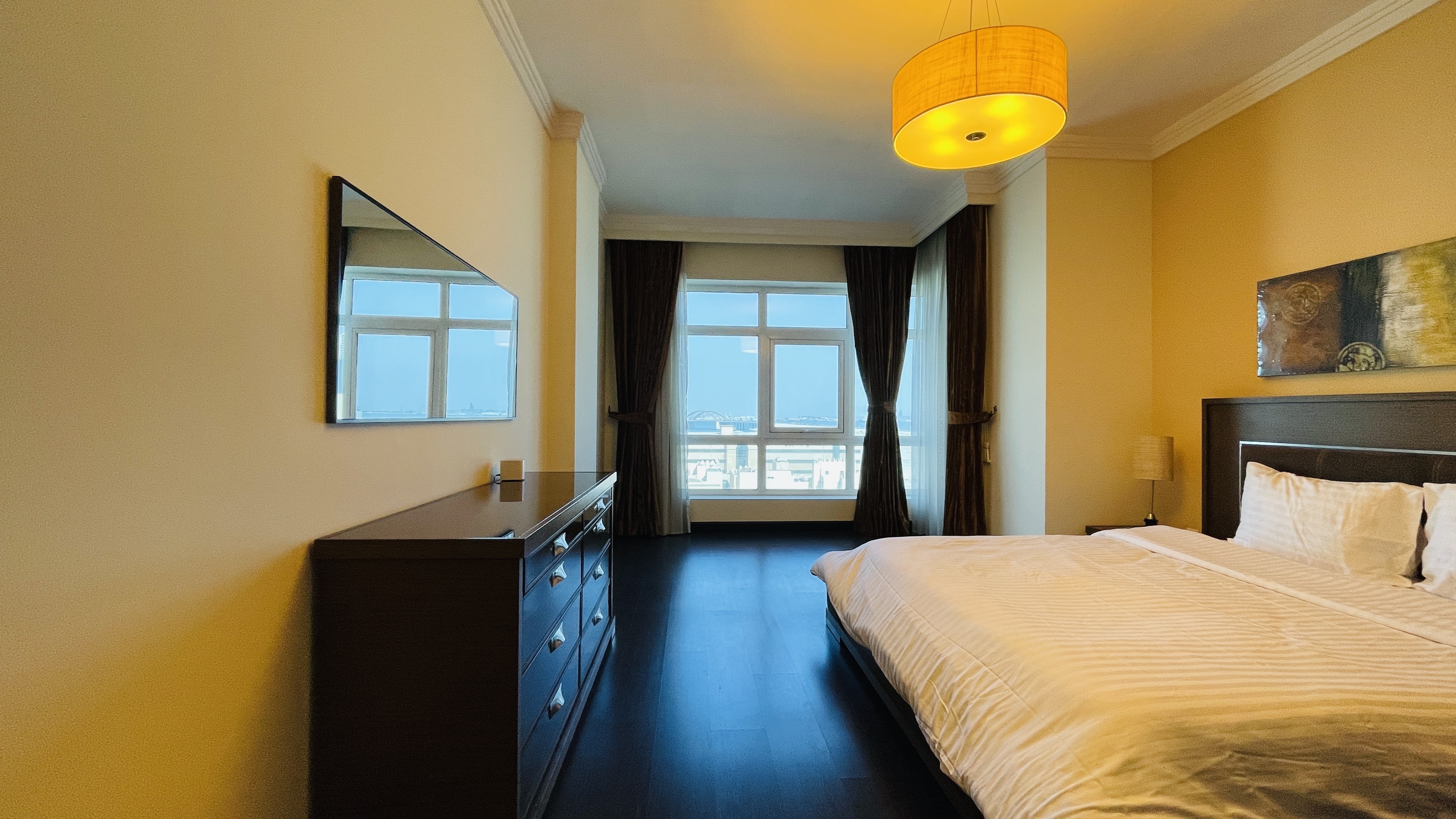 HOUSEKEEPING | MODERN | SPACIOUS ROOMS | GREAT FACILITIES