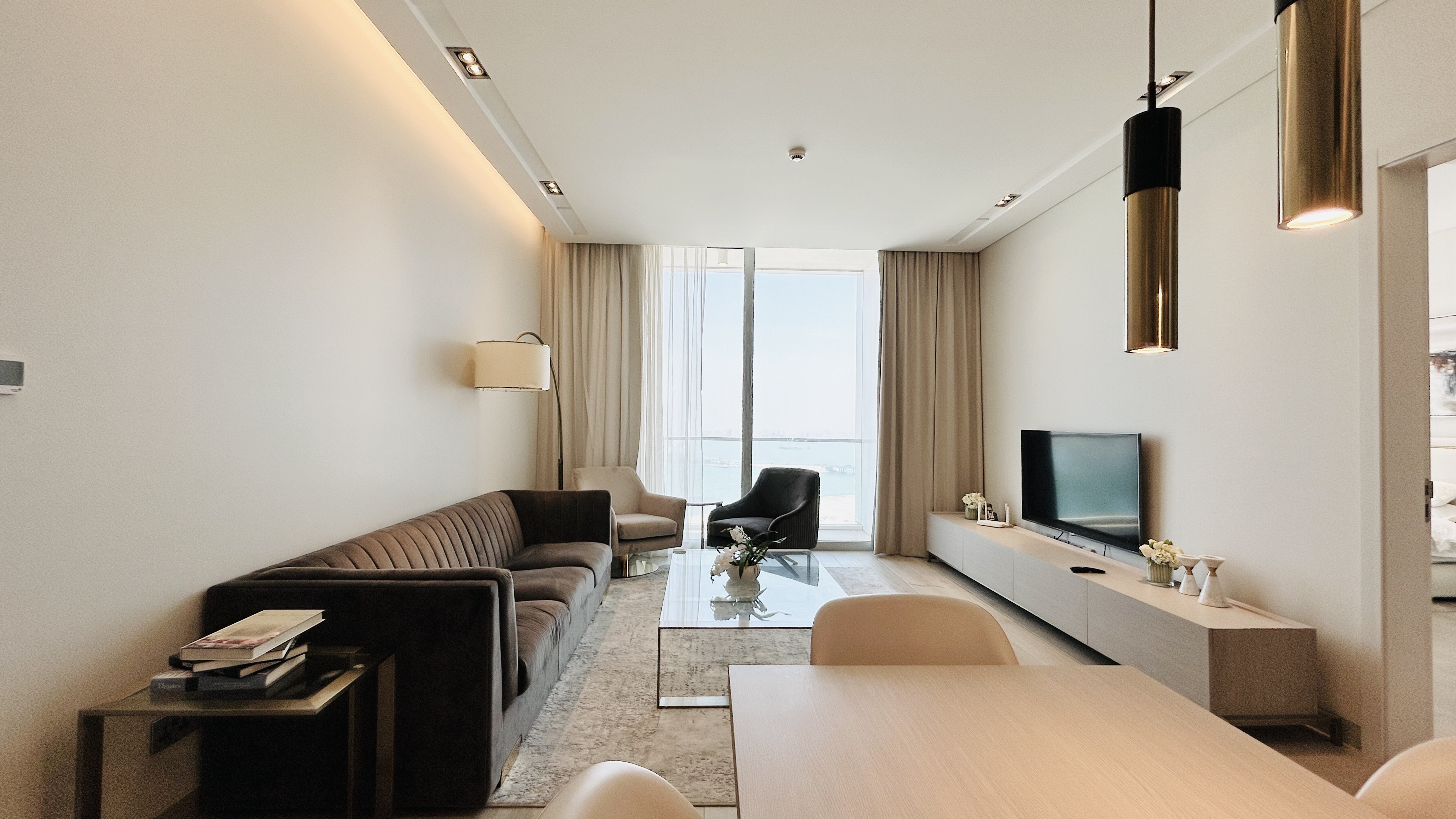 LUXURY | SEA VIEW | BALCONY | SPACIOUS ROOMS