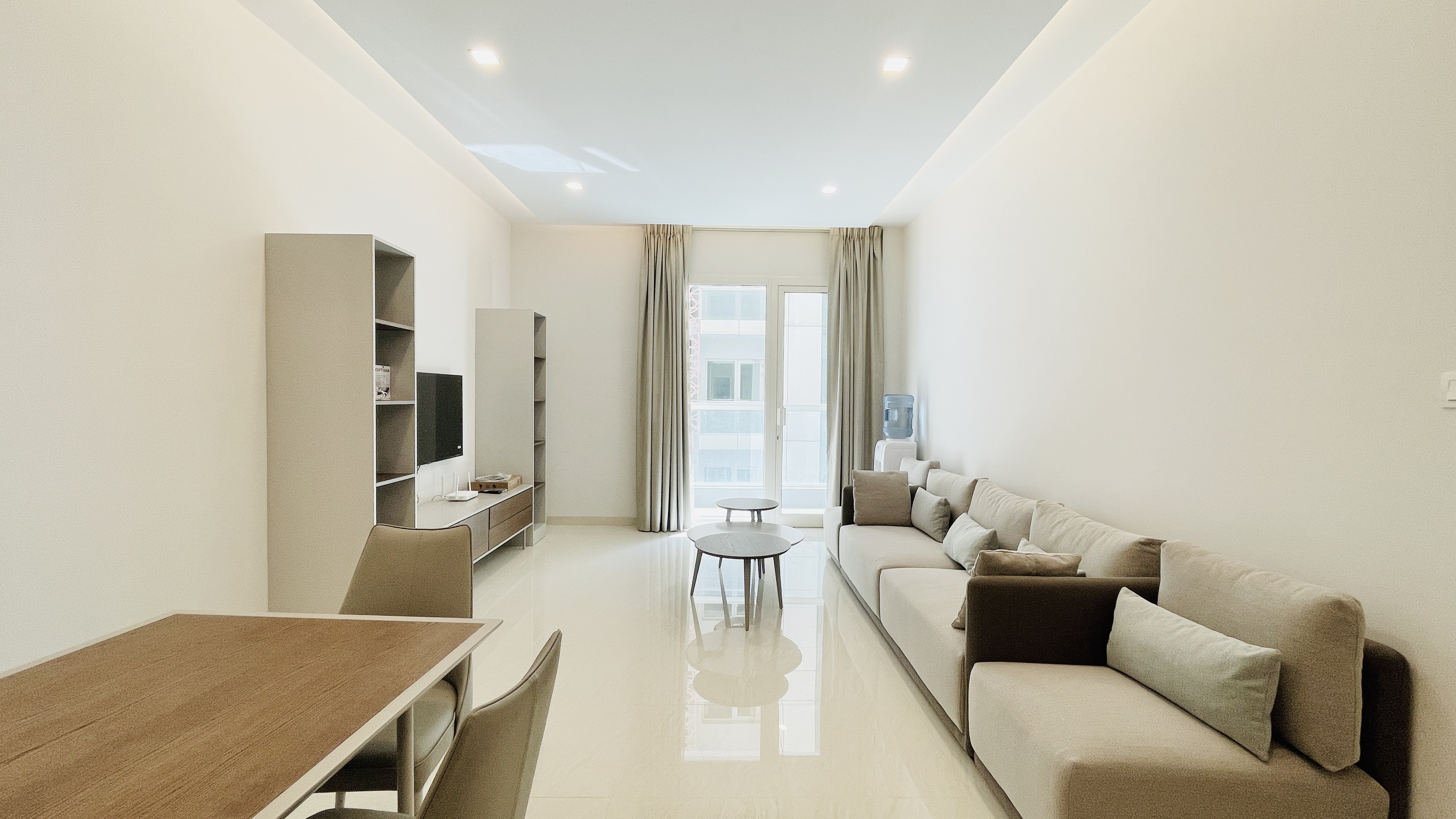 HOUSEKEEPING | SPACIOUS ROOMS | BALCONY | GREAT FACILITIES