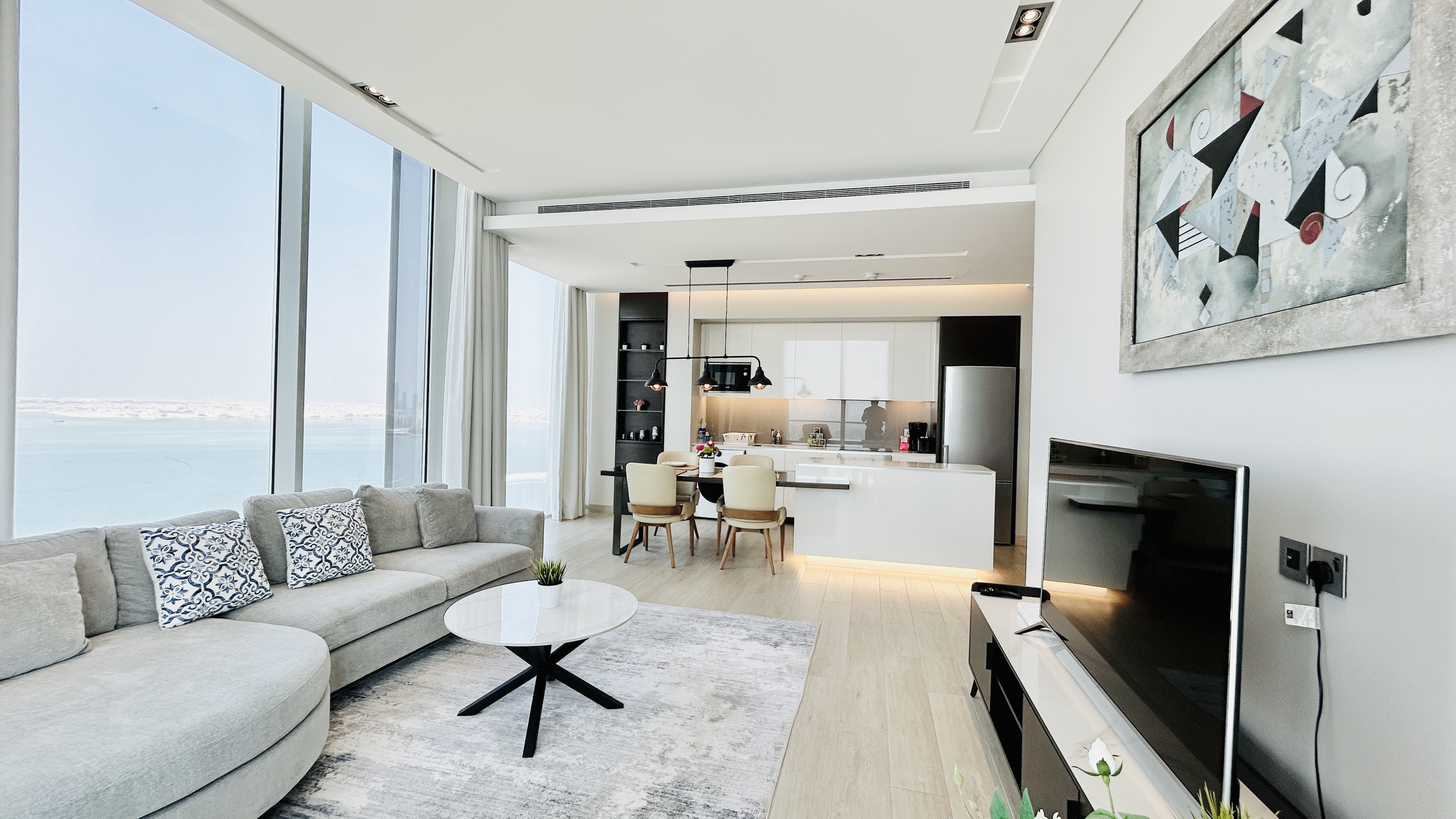 GREAT AMENITIES | LUXURY | SPACIOUS ROOM | SEA VIEW 