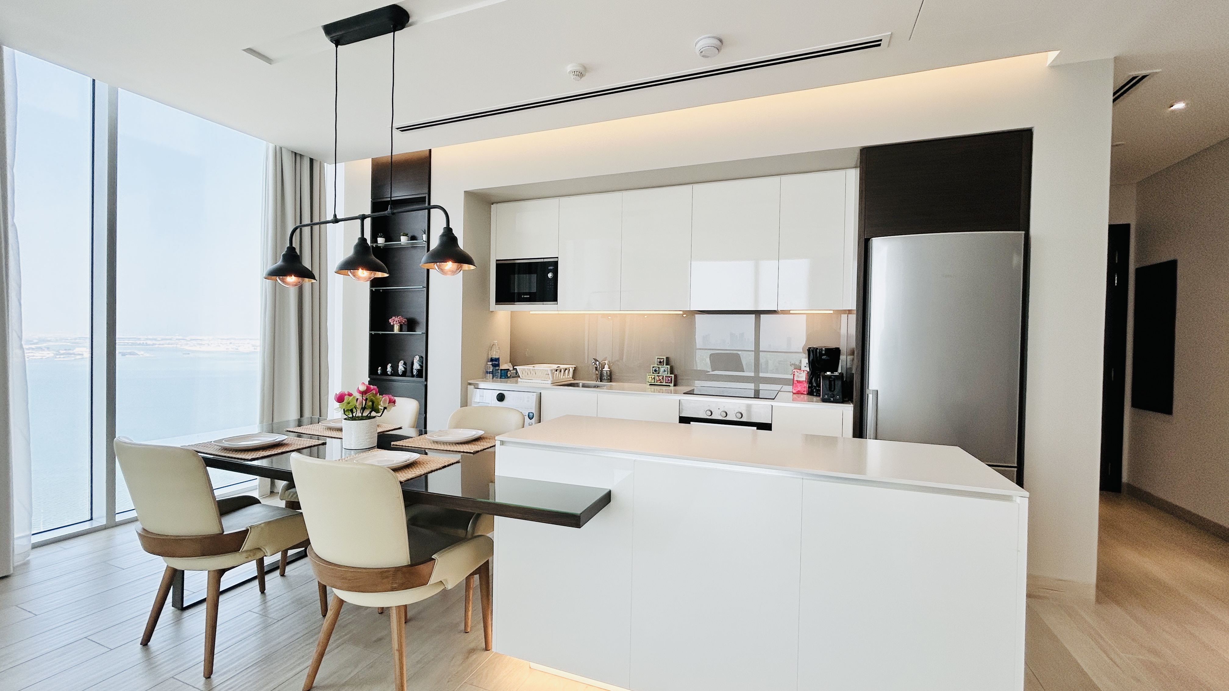 GREAT AMENITIES | LUXURY | SPACIOUS ROOM | SEA VIEW 