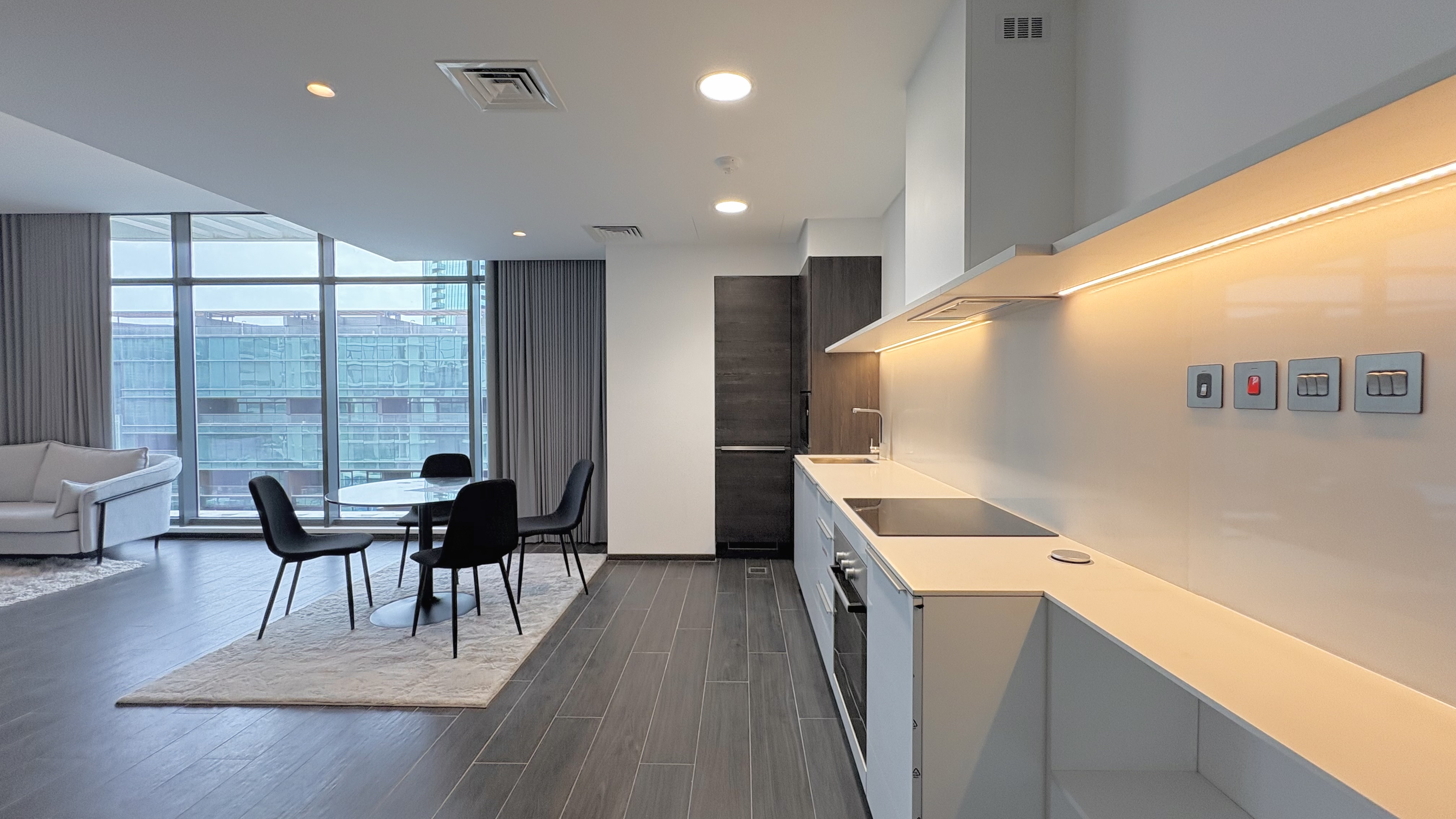 Luxury 2-Bedroom Apartment | Full Sea & Harbor View | 5-Star Living
