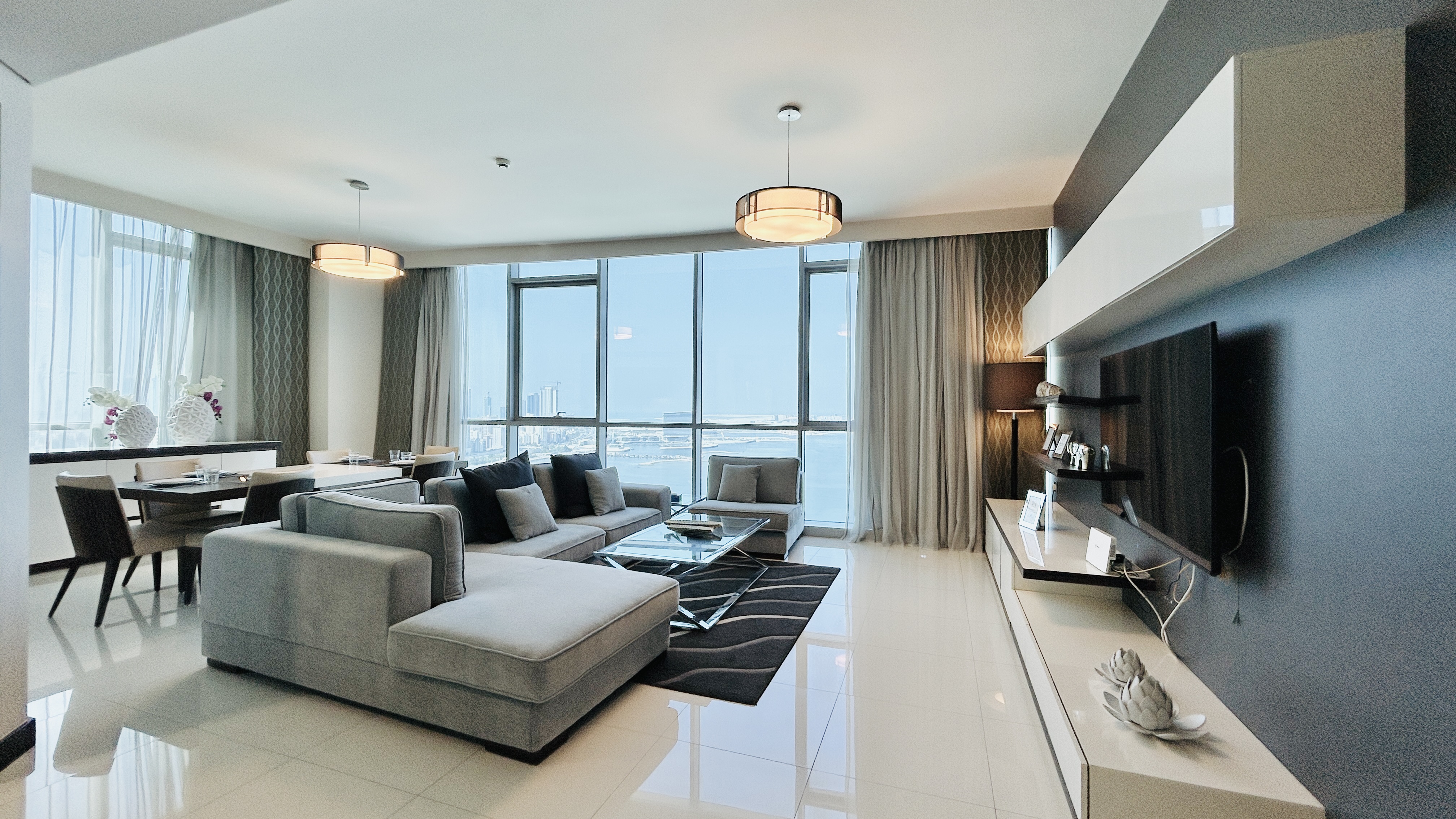 LUXURY | SEA VIEW | BRIGHT LIGHT | HIGH-END AMENITIES