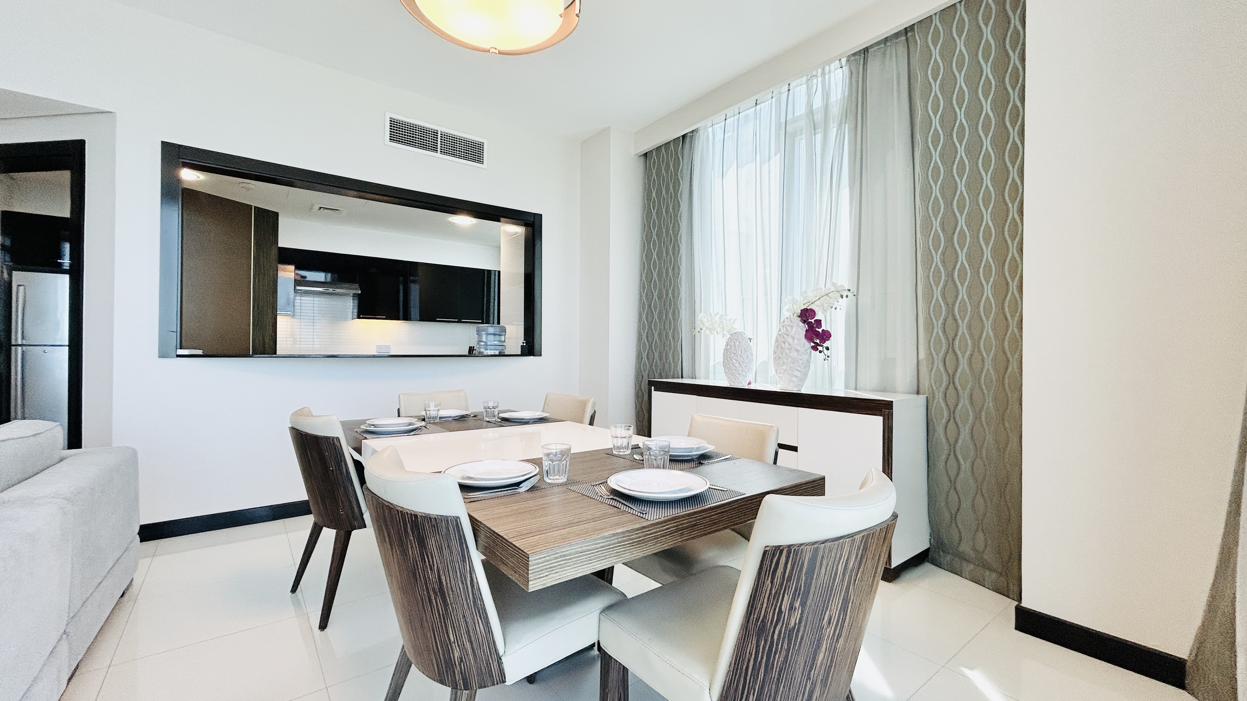 LUXURY | SEA VIEW | BRIGHT LIGHT | HIGH-END AMENITIES