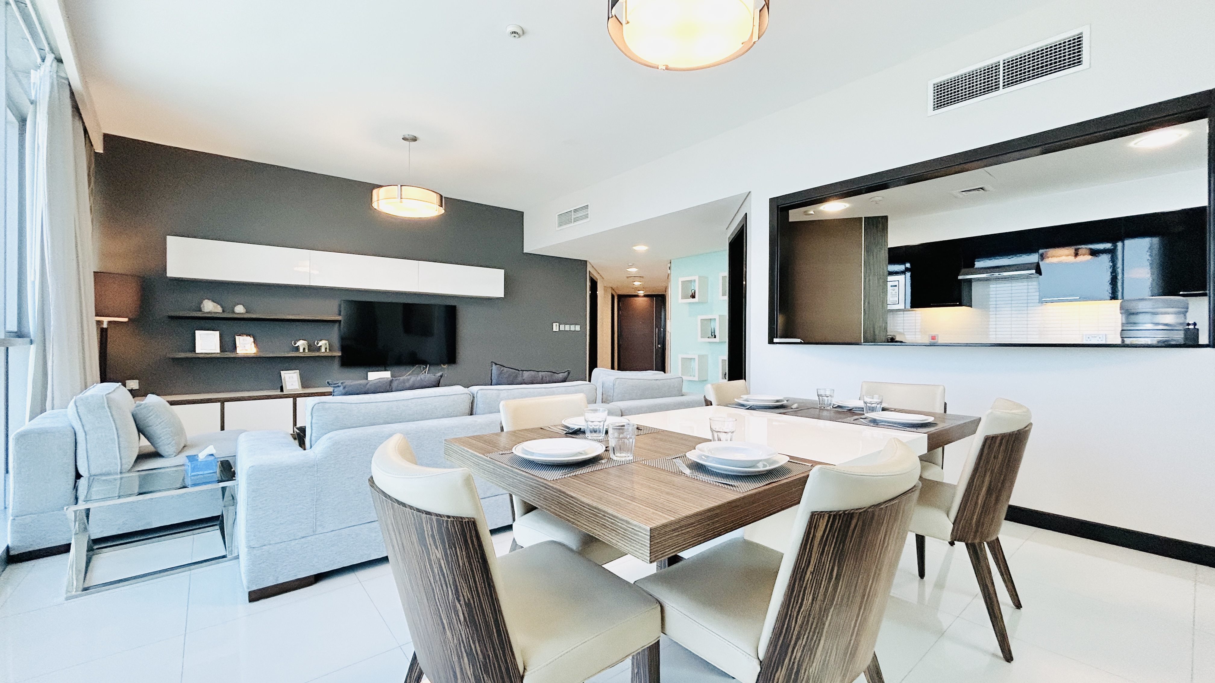 LUXURY | SEA VIEW | BRIGHT LIGHT | HIGH-END AMENITIES