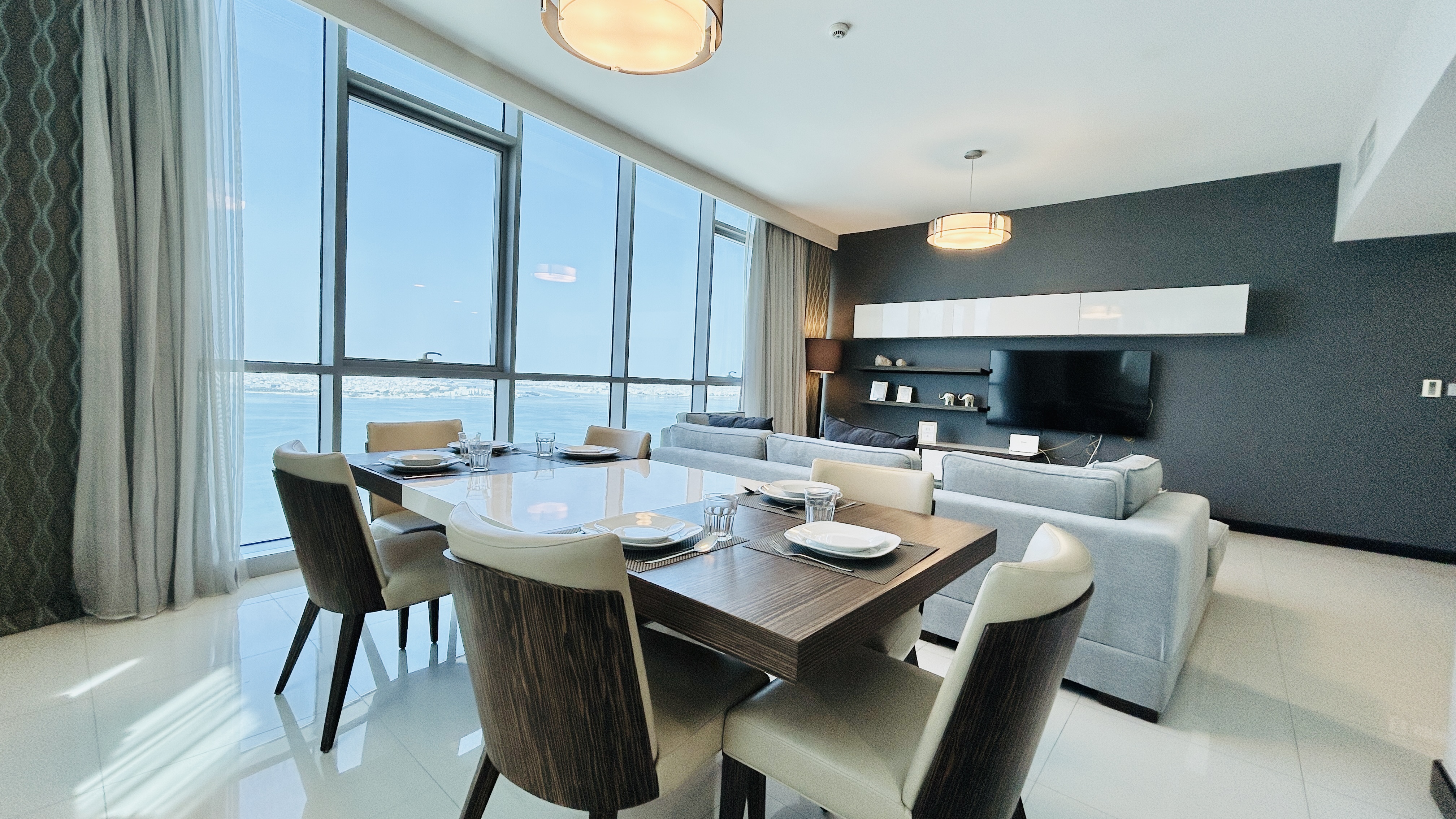 LUXURY | SEA VIEW | BRIGHT LIGHT | HIGH-END AMENITIES