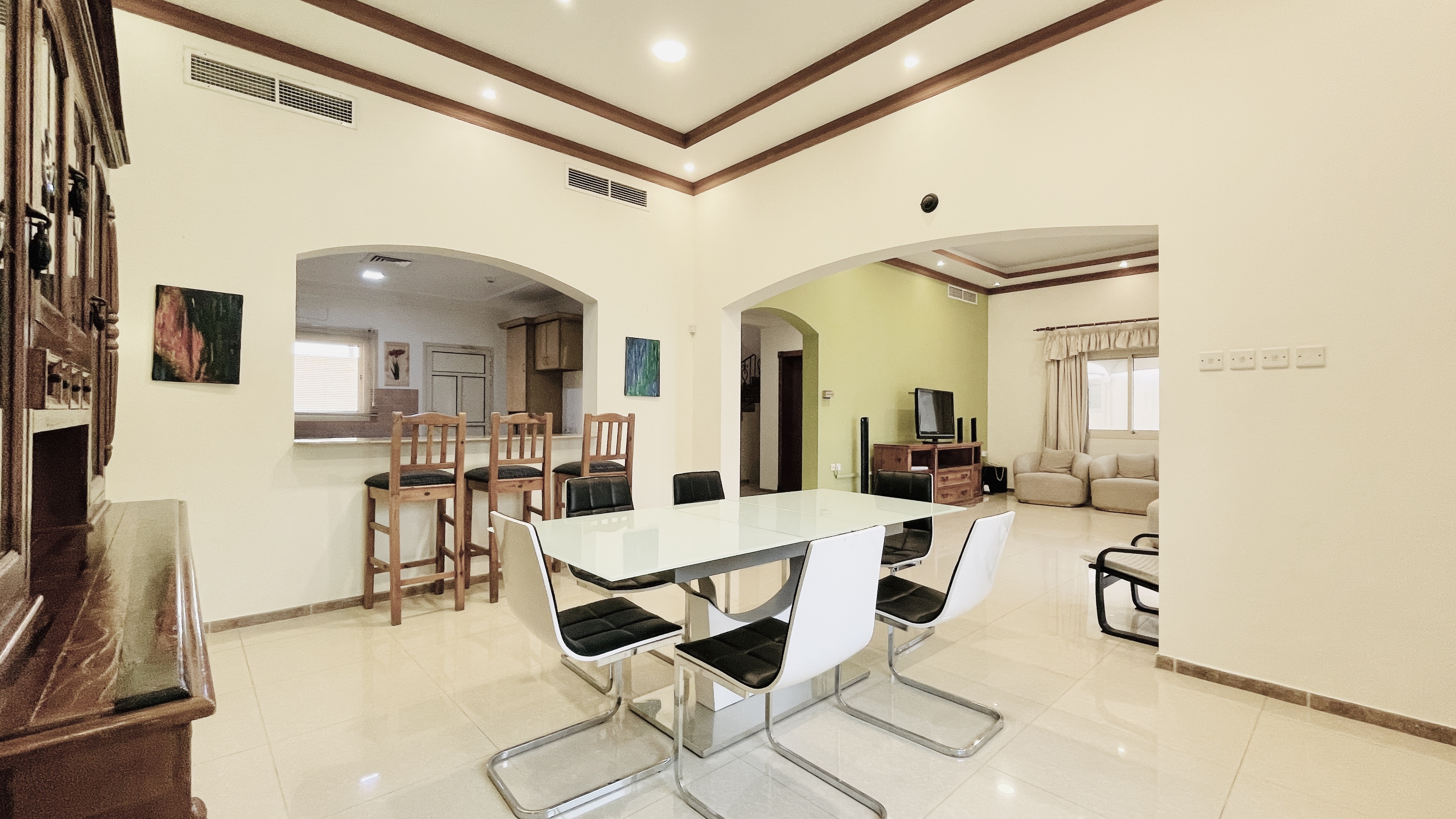 BALCONY | SPACIOUS ROOMS | FACILITIES | INCLUSIVE EWA