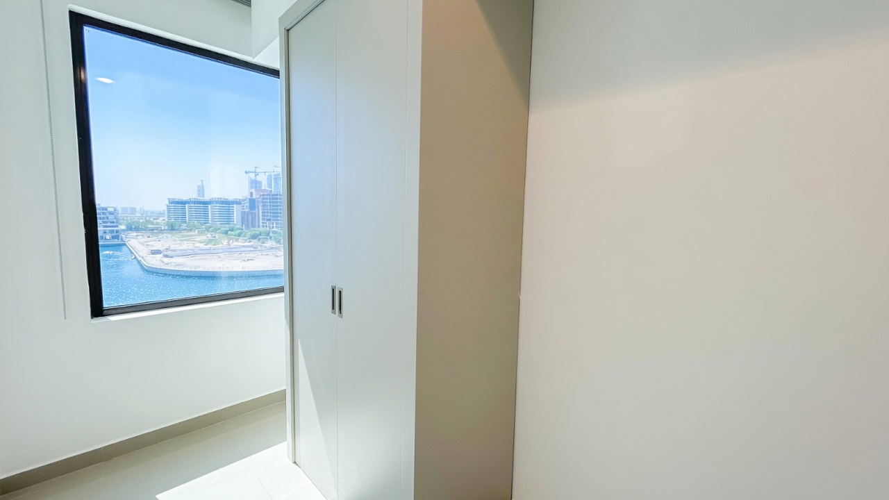 Penthouse | Sea View | Super-Spacious.