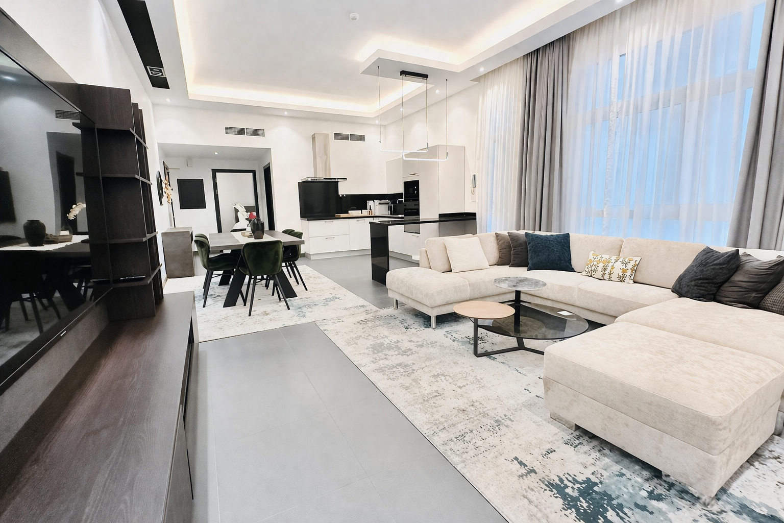 Spacious Furnished Apartment | Open Kitchen