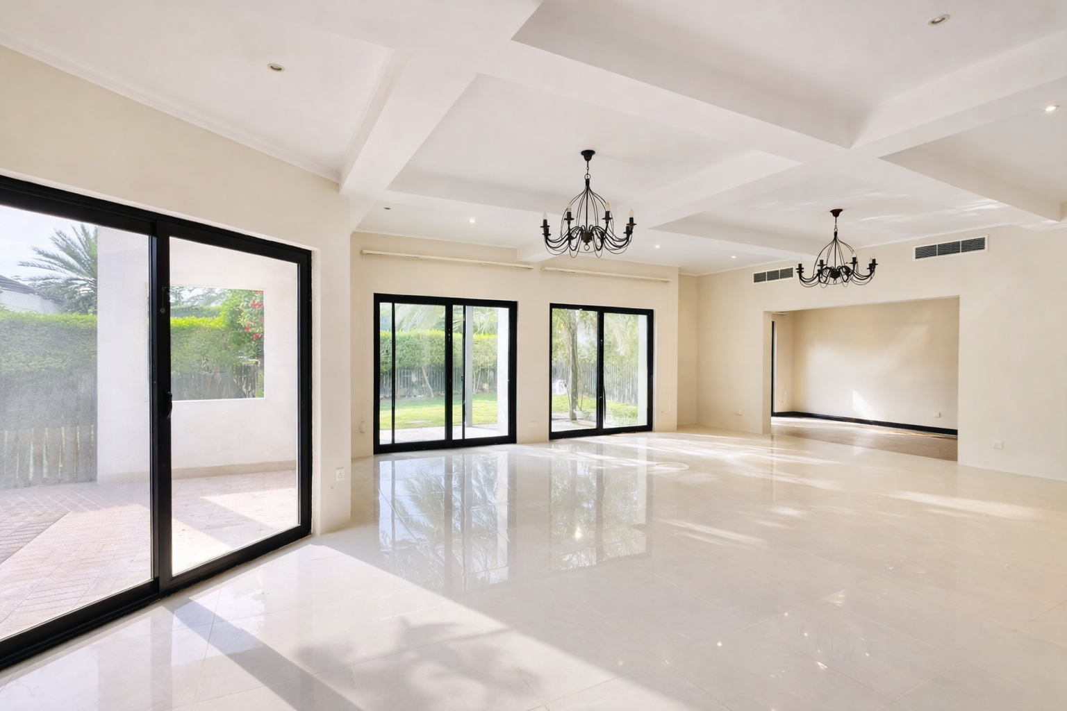 Five Bedroom Villa with Large Garden
