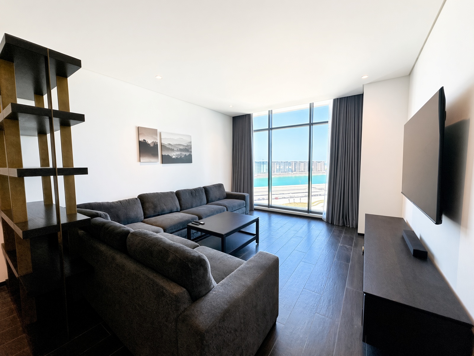 Elegant | Prime Location |  Sea View.
