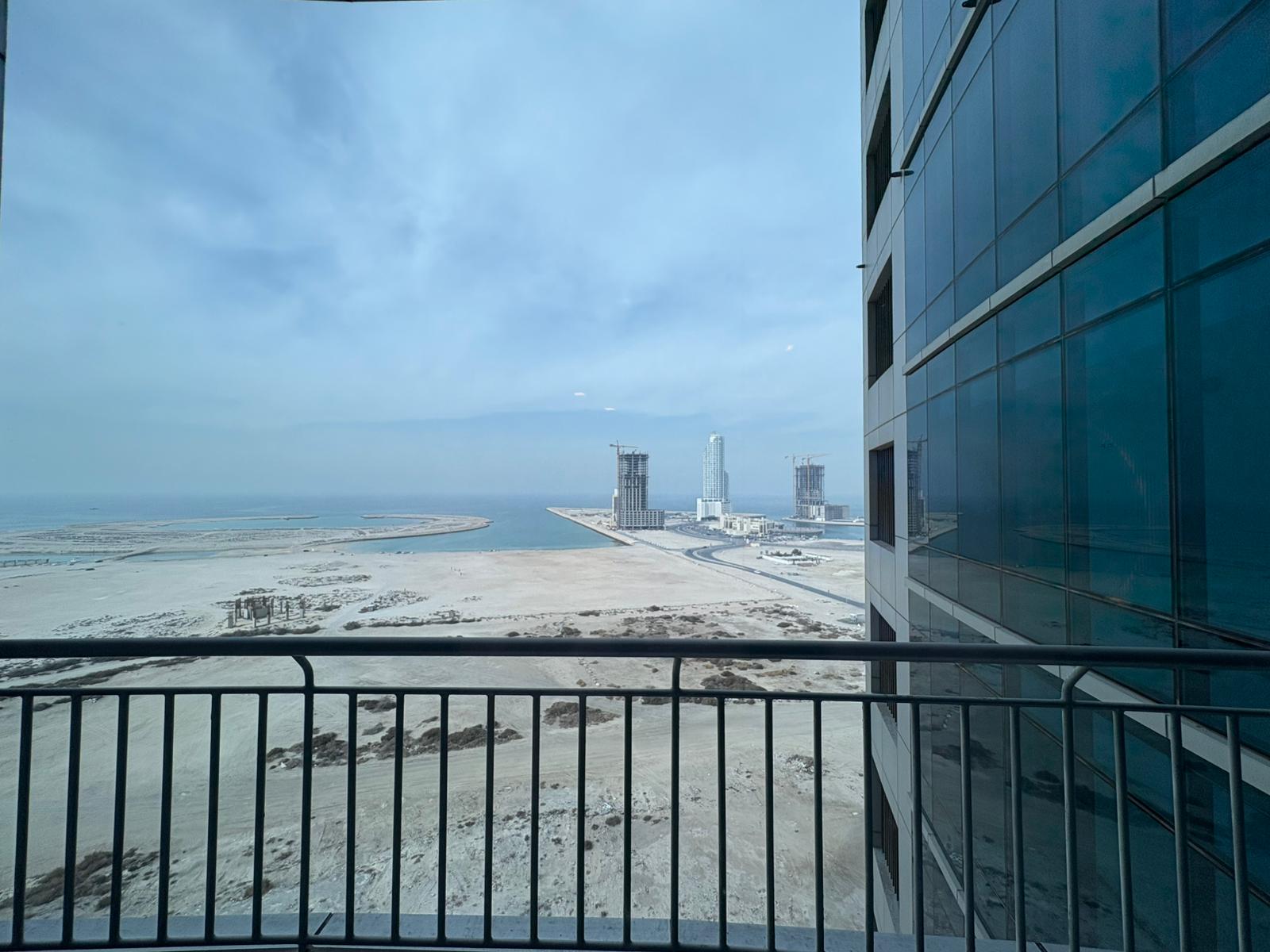 Fully Furnished Luxury 1 Bedroom Apartment