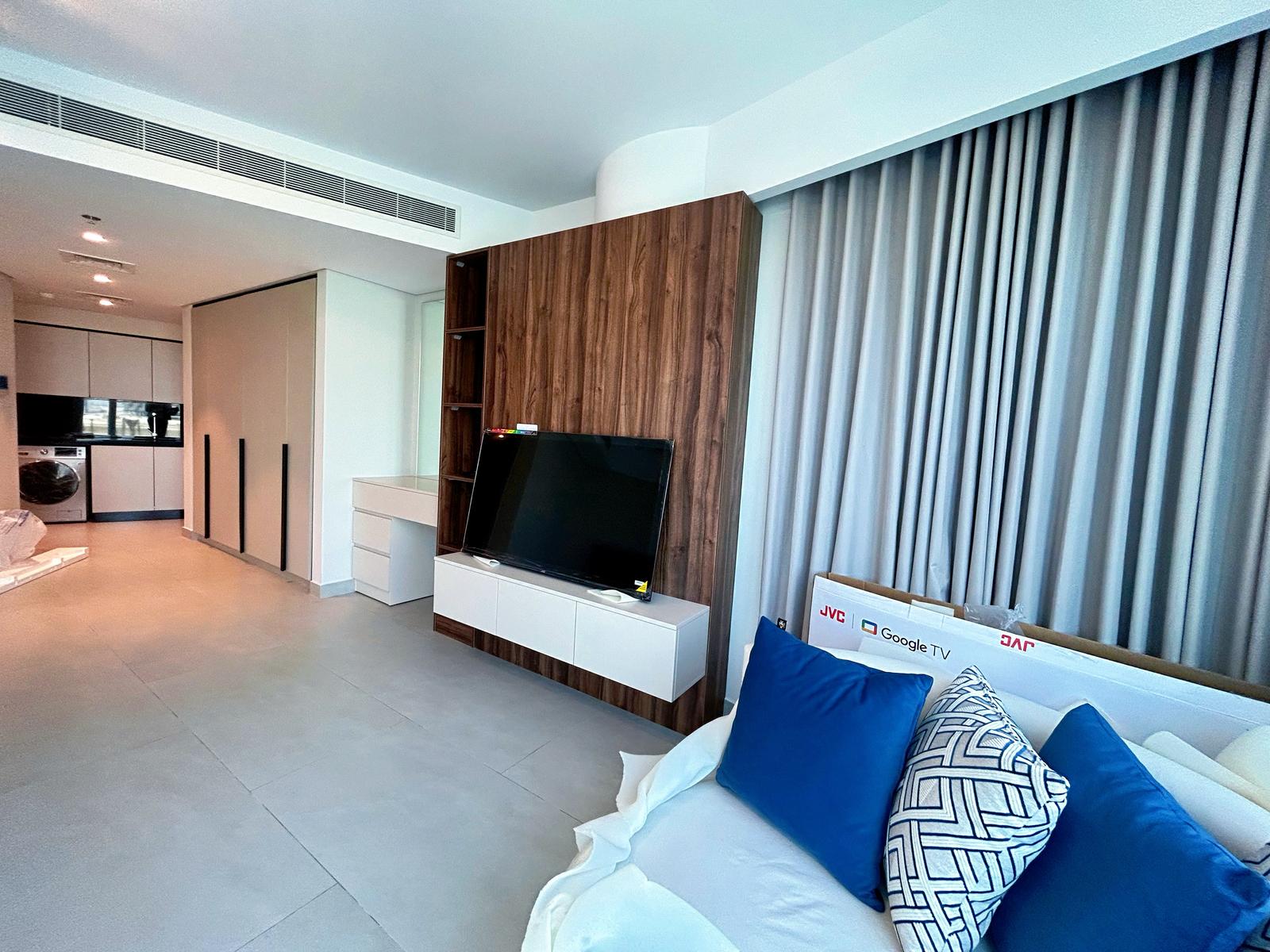 Sea view | Spacious | Low Floor.