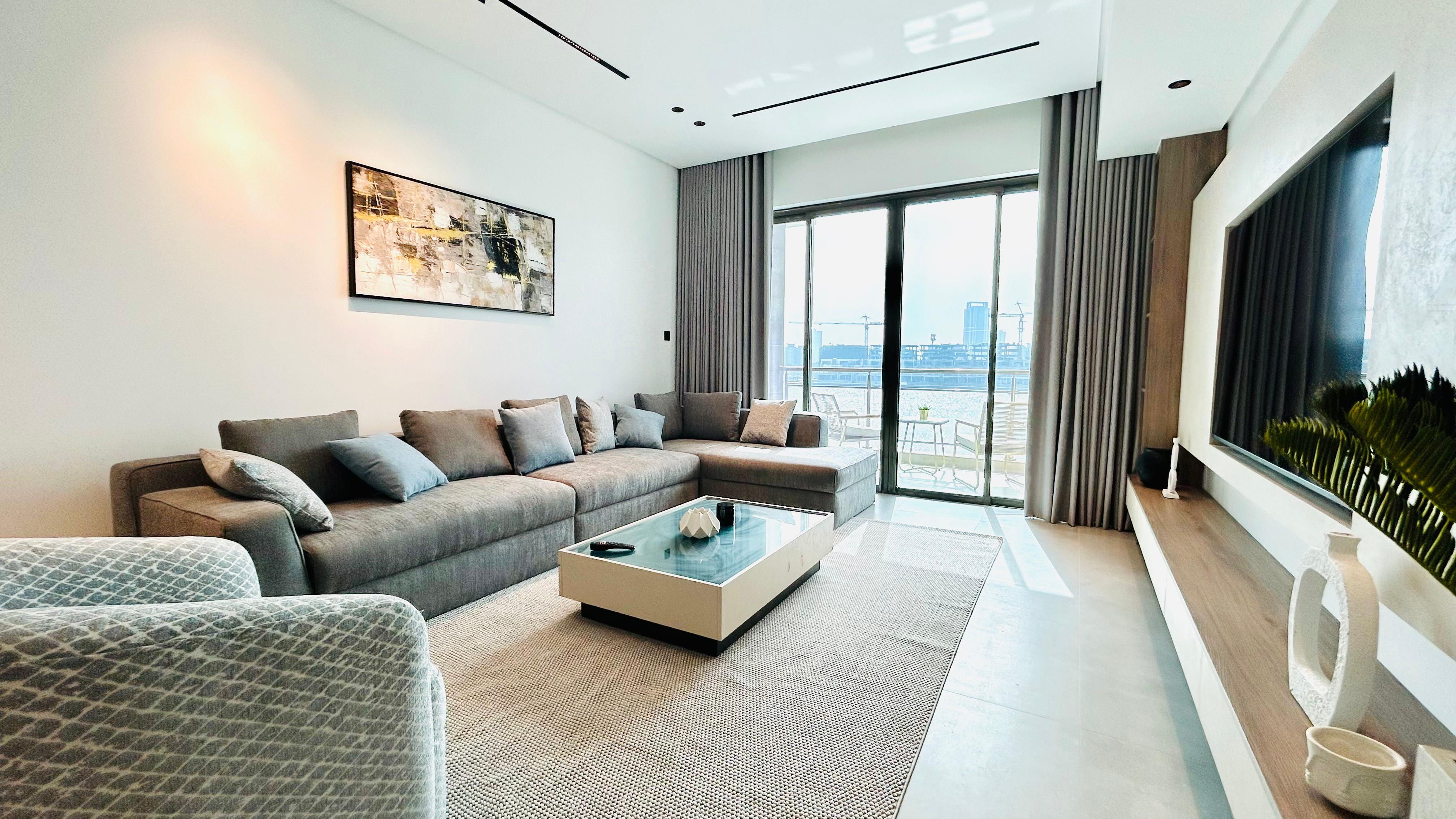 Brand new Luxury Sea view One bedroom in Reef 