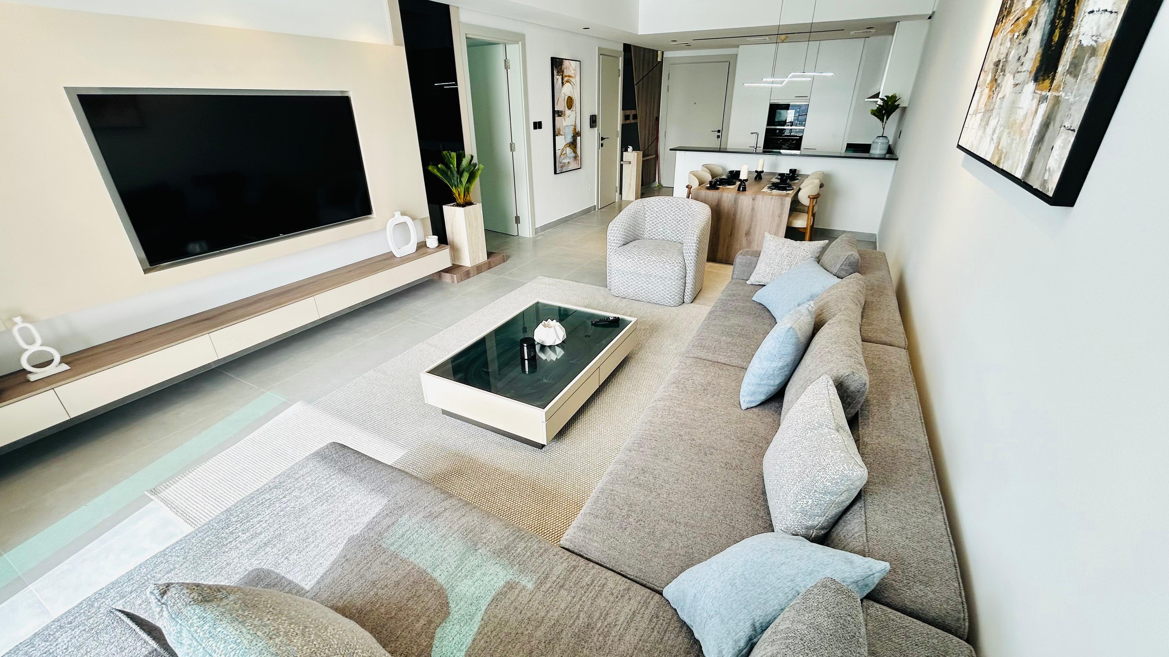 Brand new Luxury Sea view One bedroom in Reef 