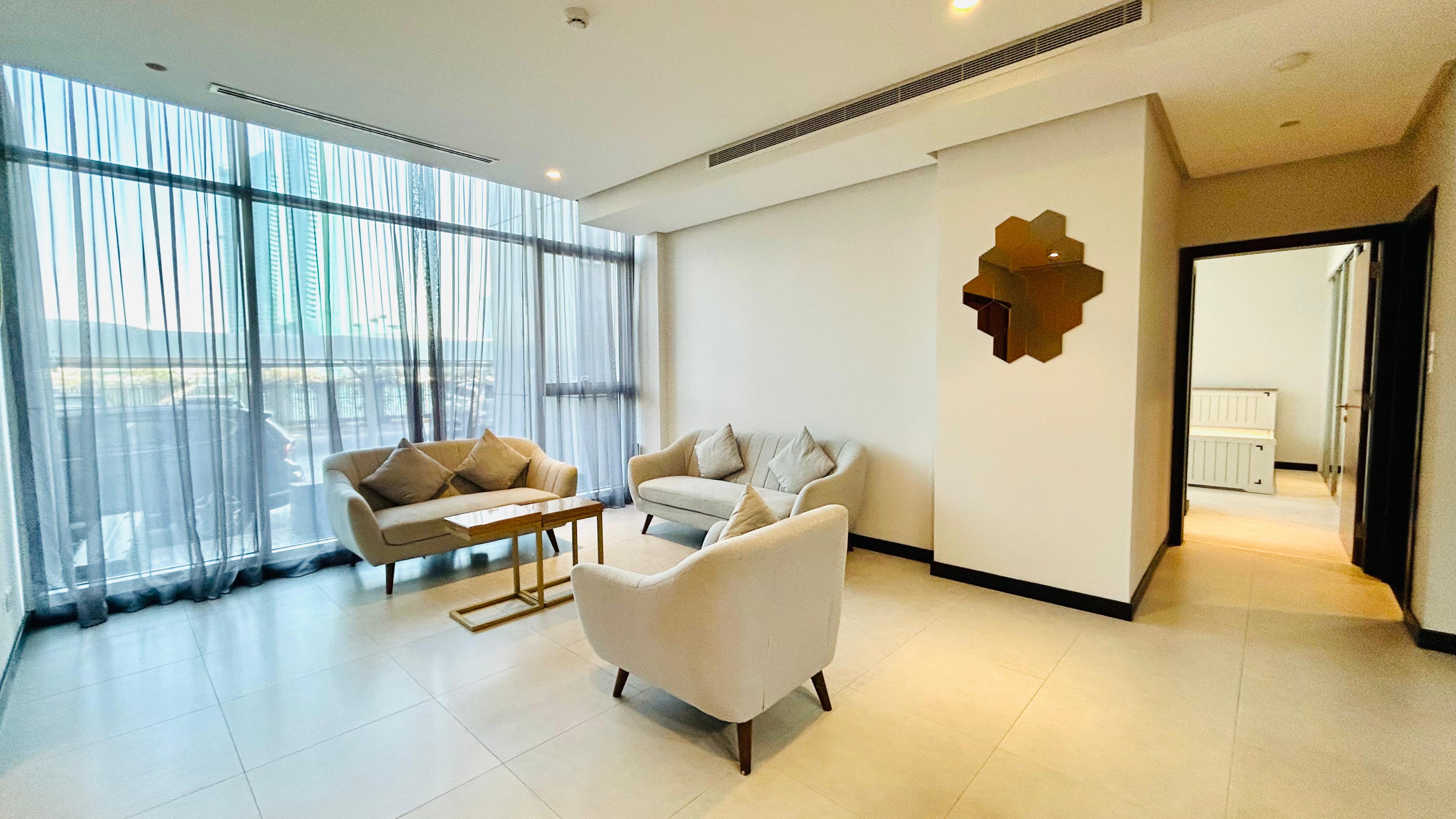 Duplex Three bedroom in Reef Island for lease 