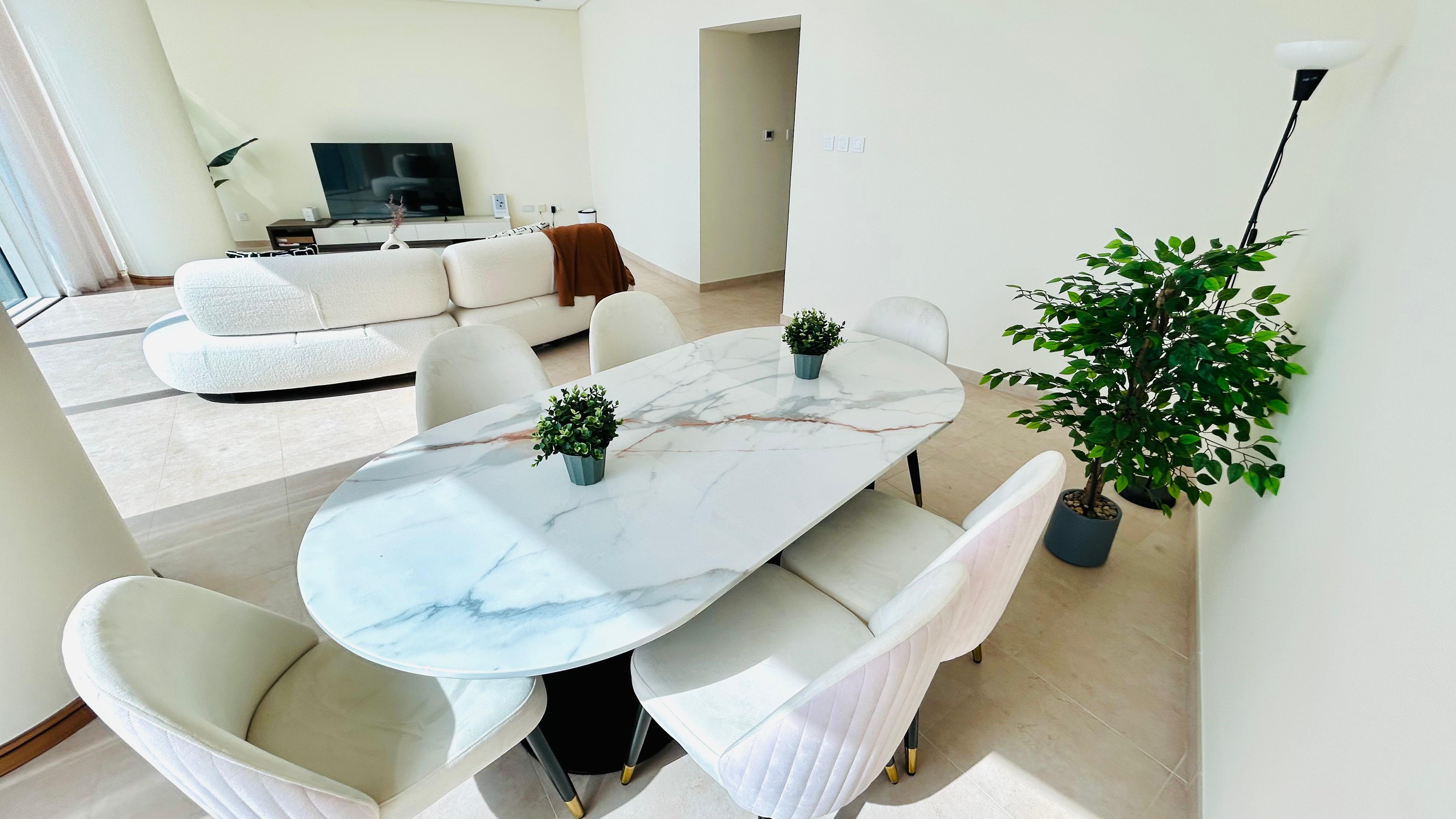 Ultra Luxury and Spacious Two bedrooms in Harbour
