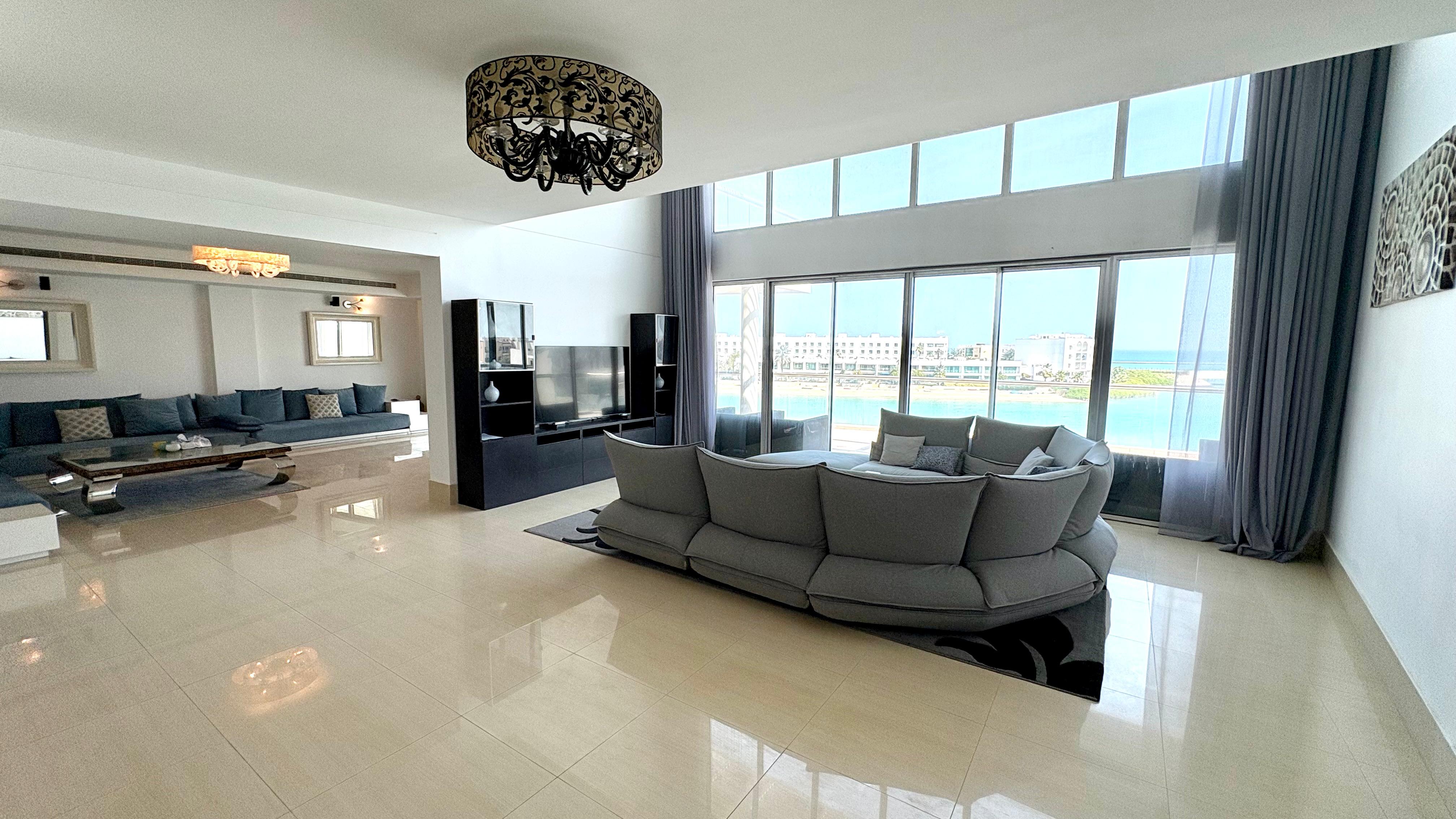 Exclusive Penthouse with Sea View | Luxury Living
