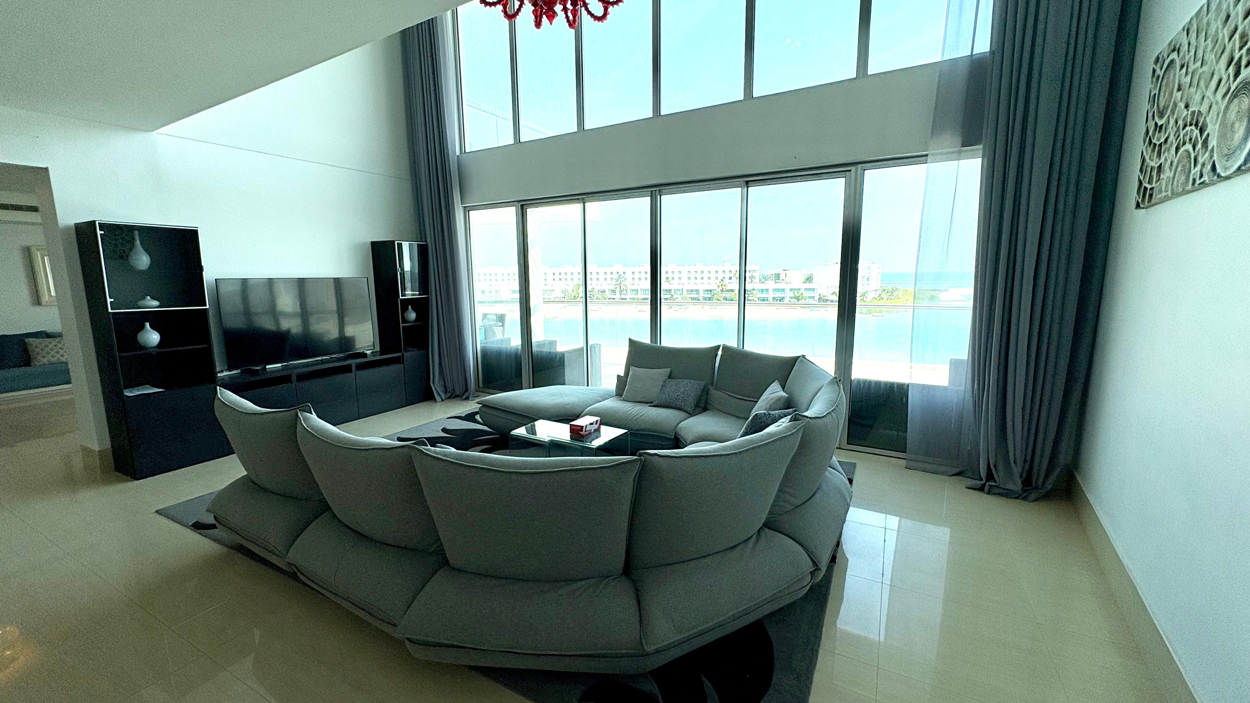 Exclusive Penthouse with Sea View | Luxury Living