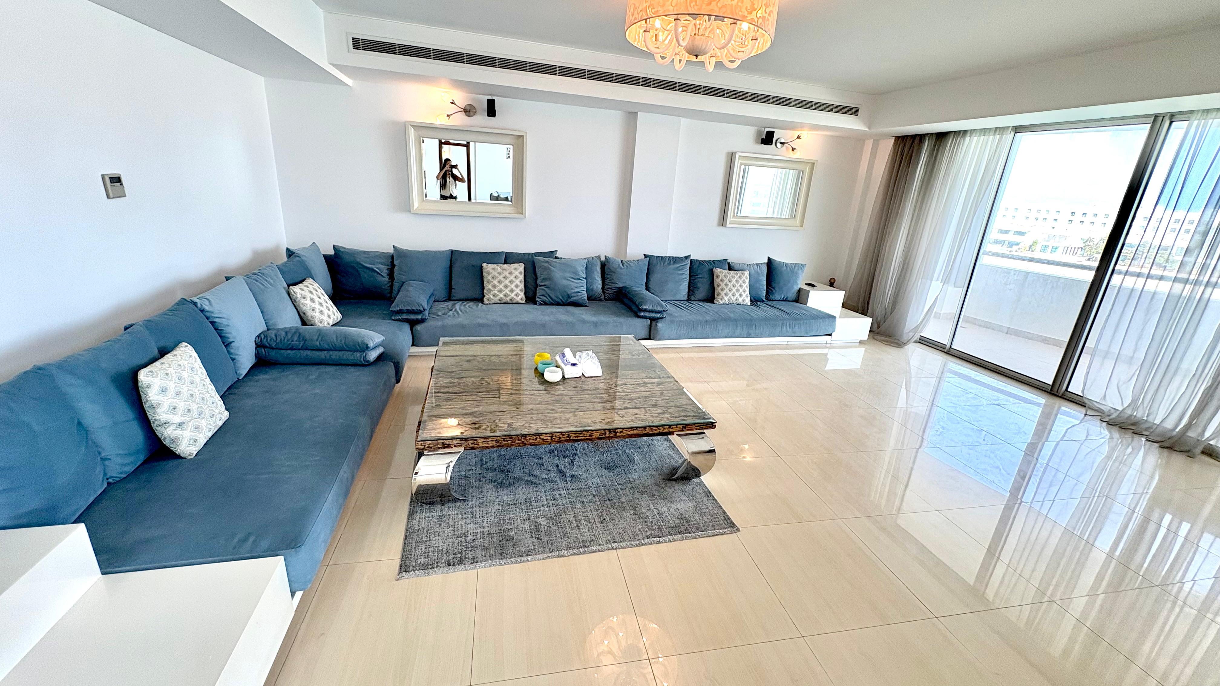 Exclusive Penthouse with Sea View | Luxury Living
