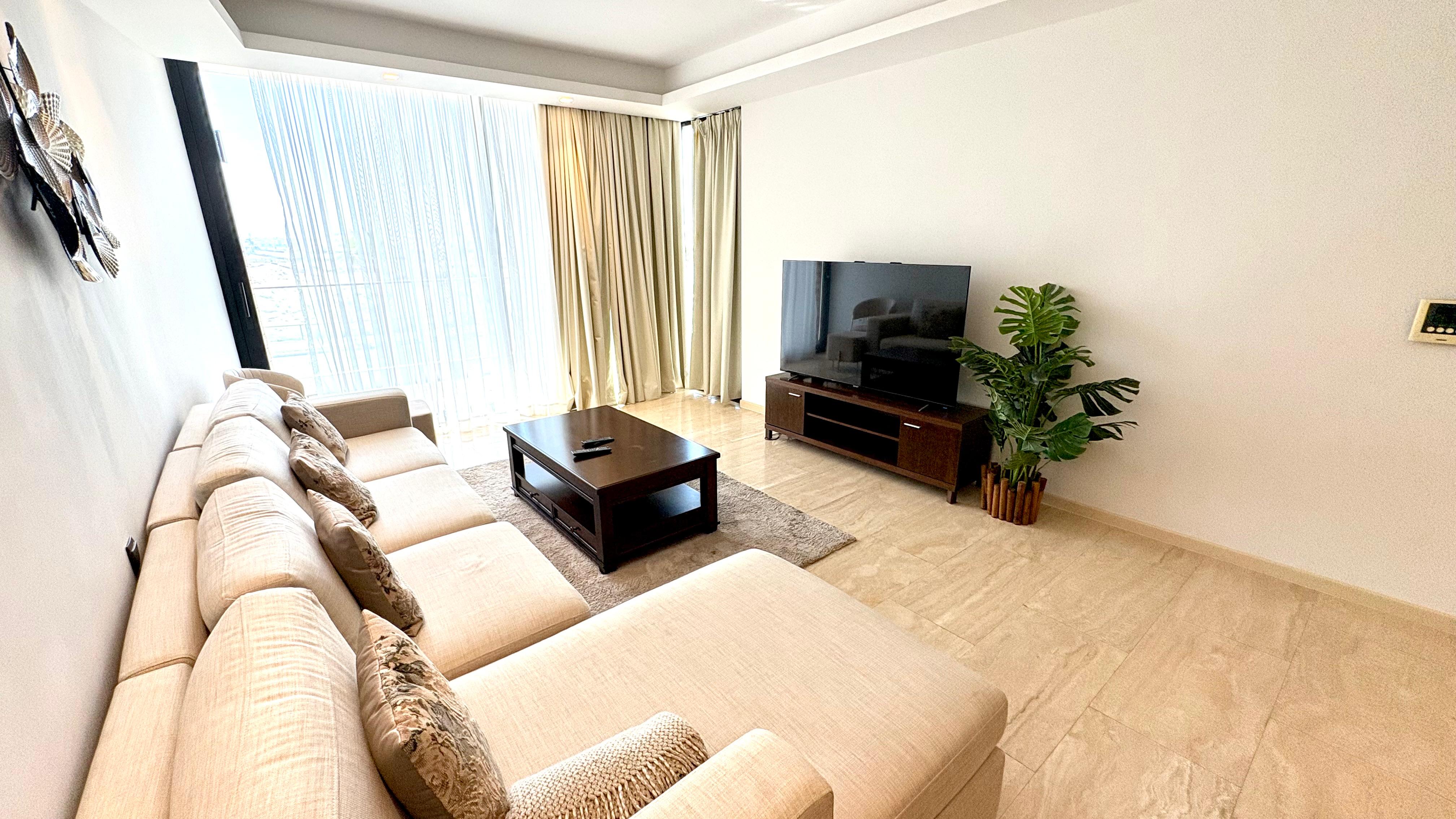 Modern apartment with large terrace 