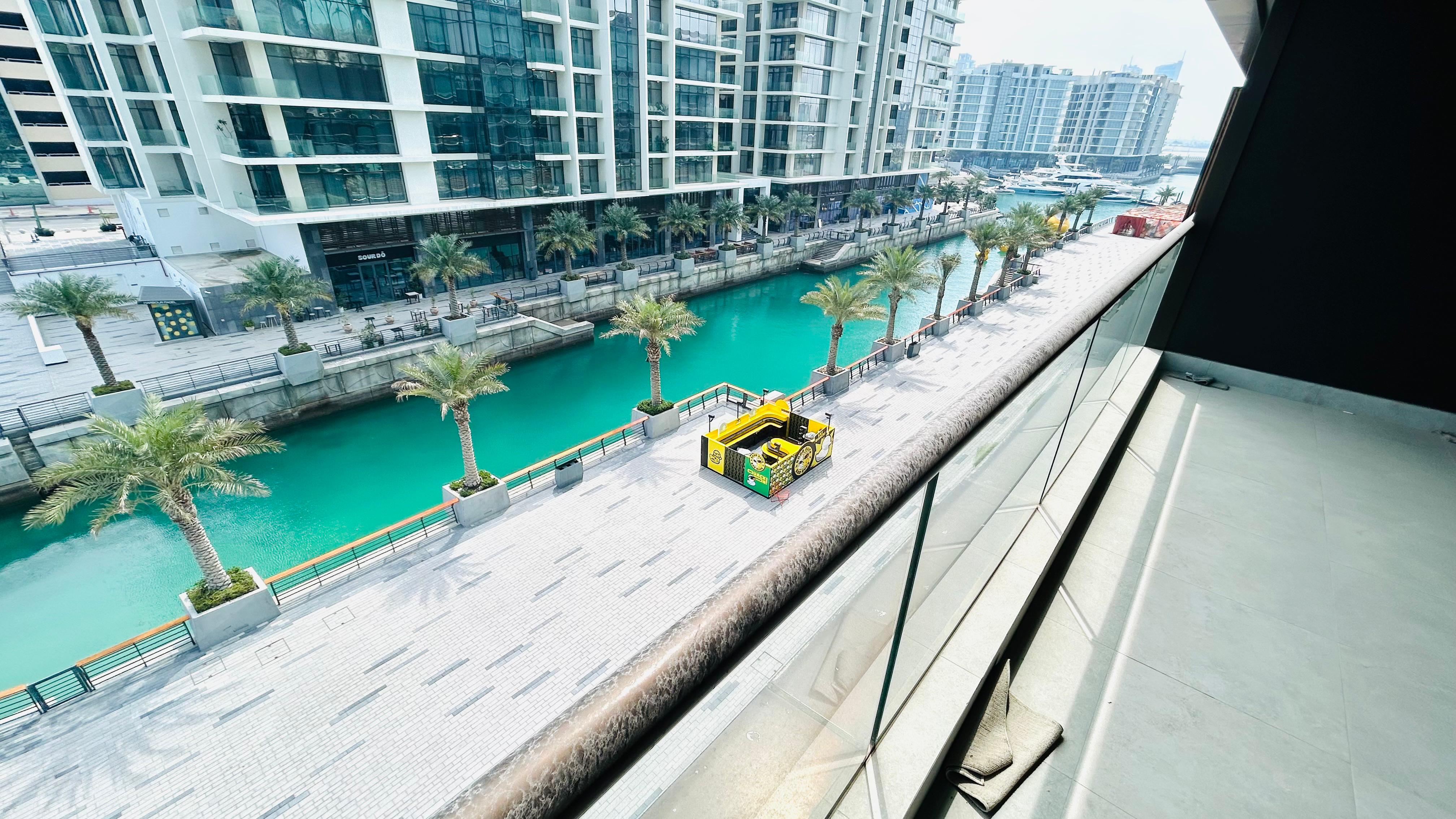 Luxury Studio for lease in Bahrain Harbor 