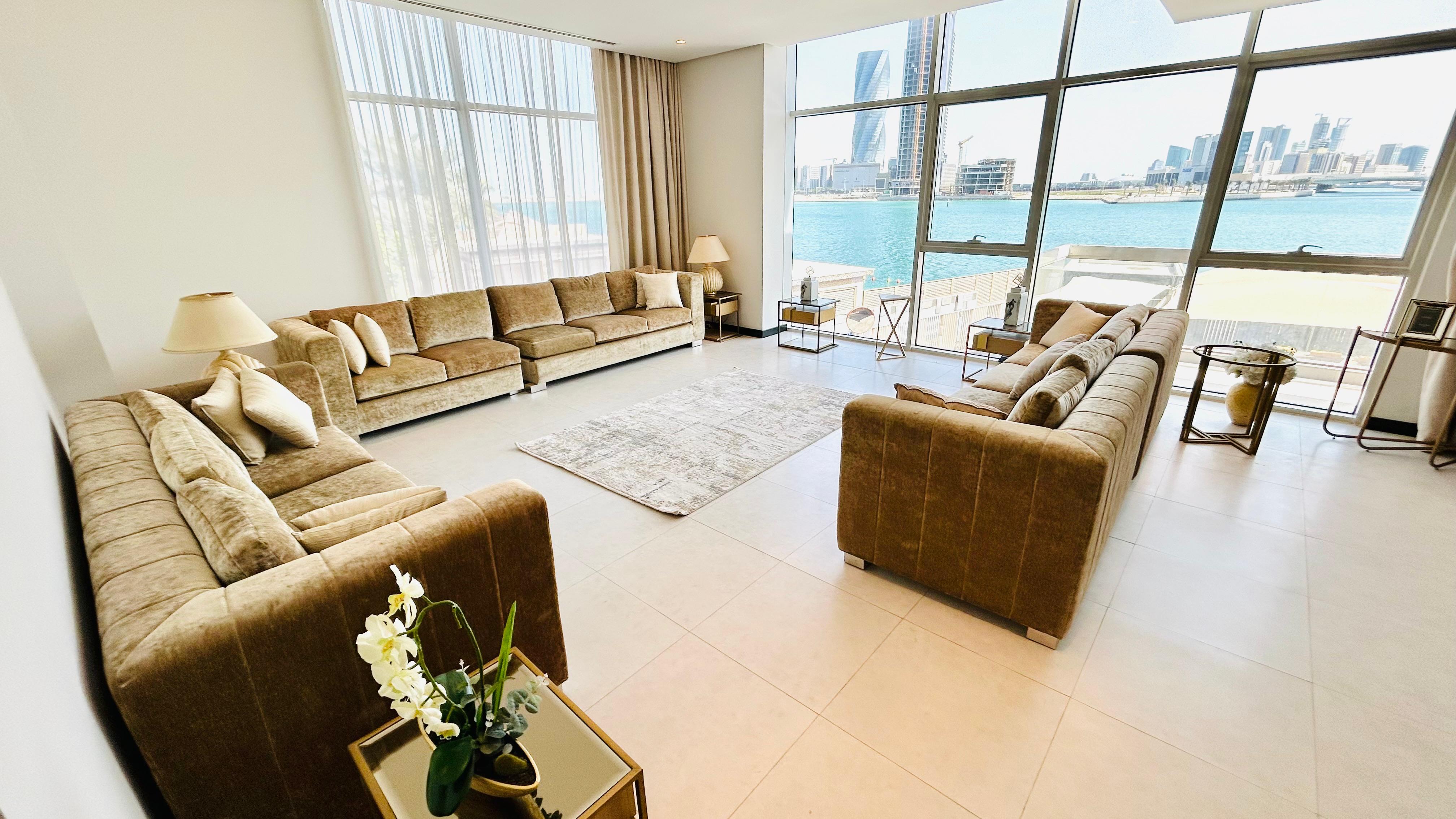 Duplex Three bedrooms Brand new in Reef Island.