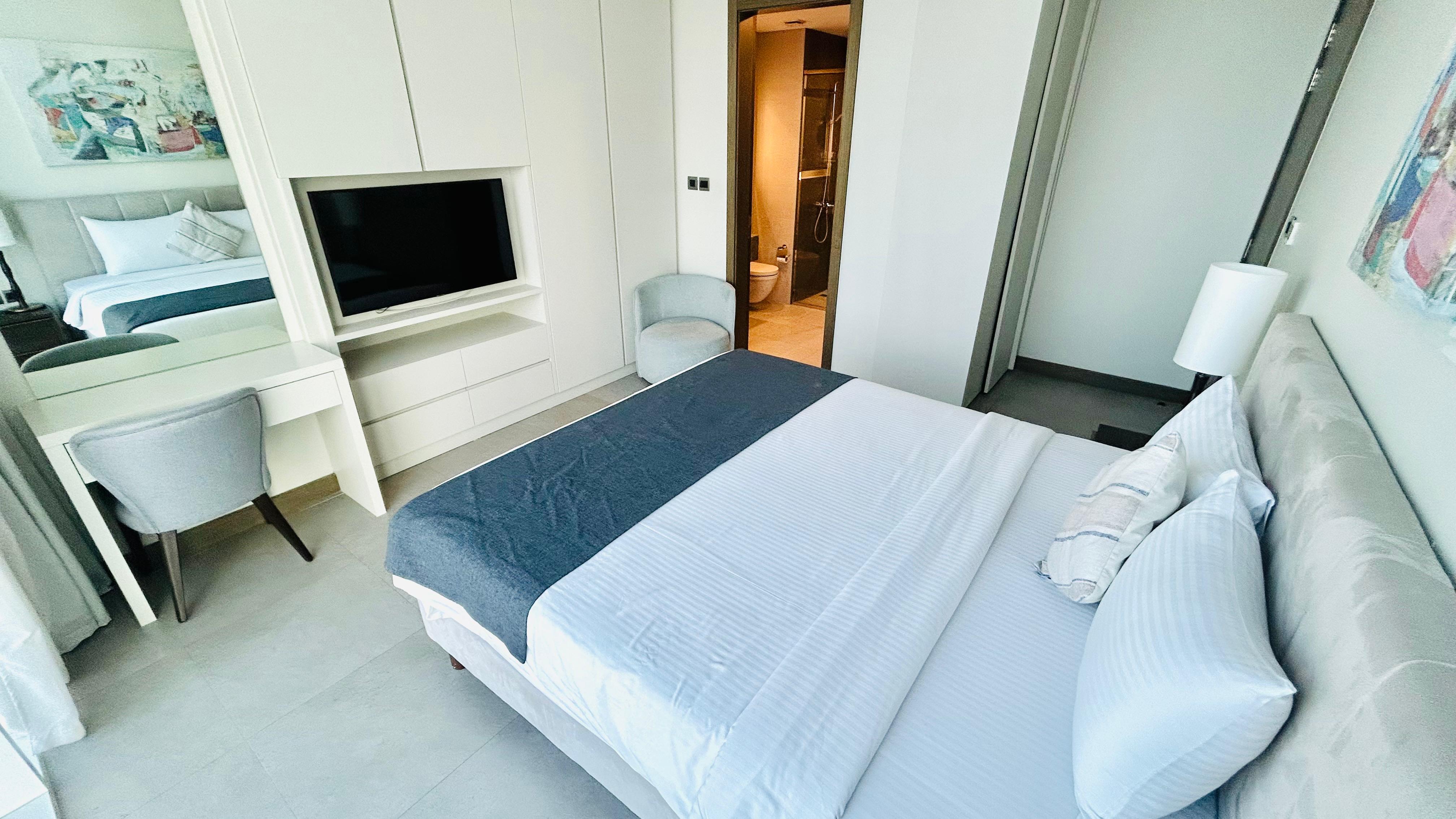 Luxury One bedroom Sea view apartment in Seef area.
