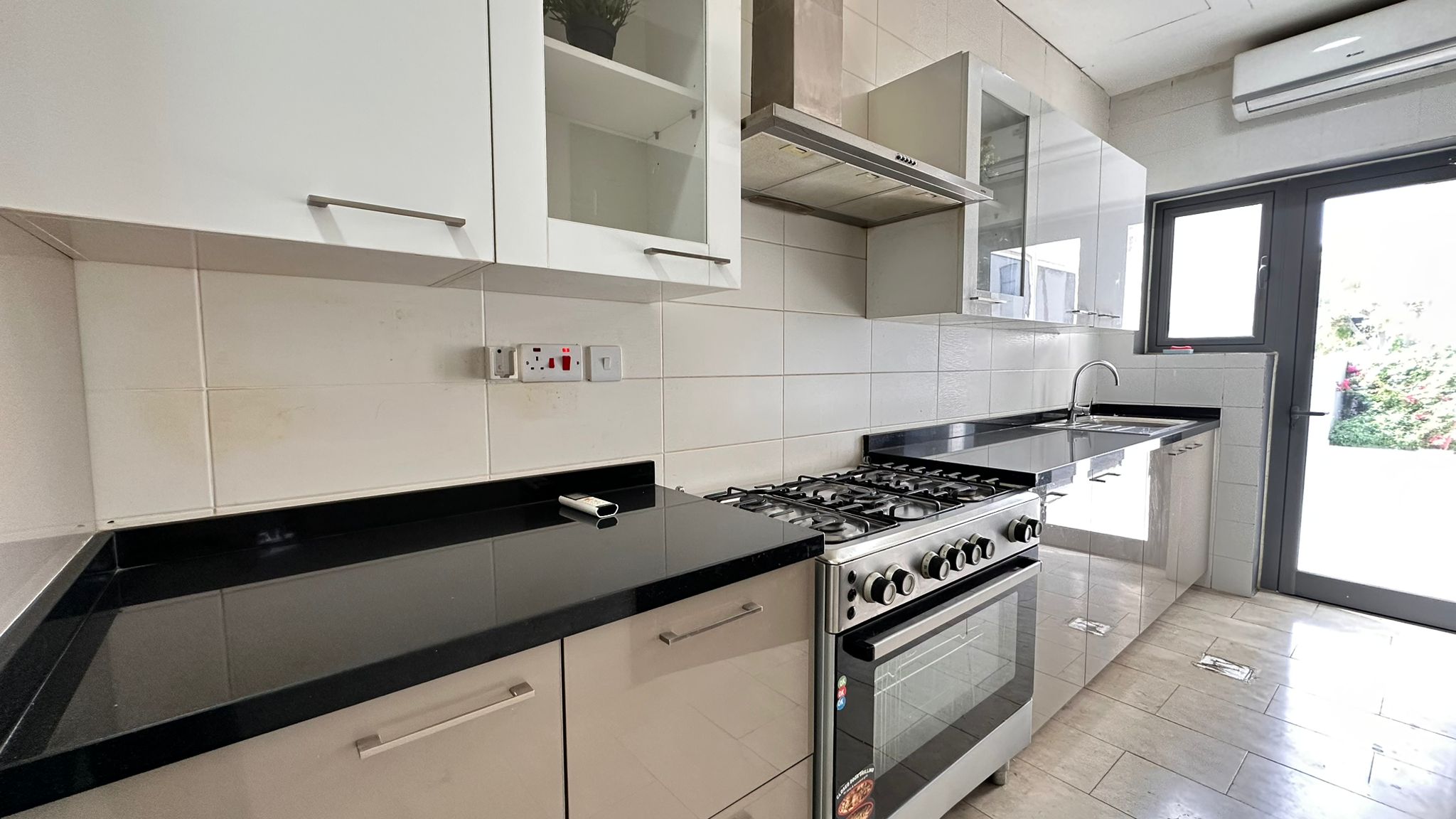 Modern Four Bedroom Three Storey Villa