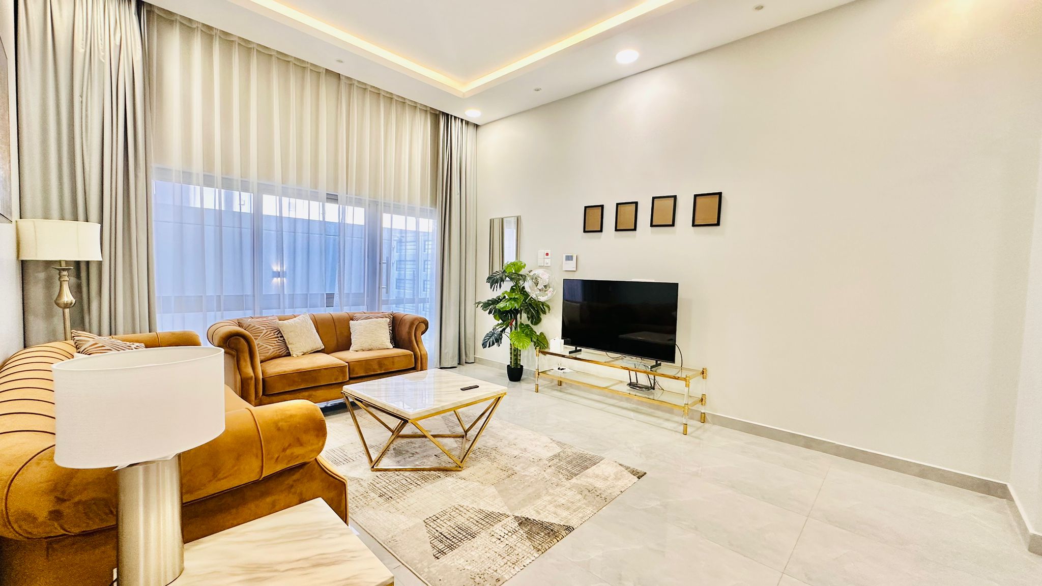 Fully Furnished Luxury Flat with Private Pool