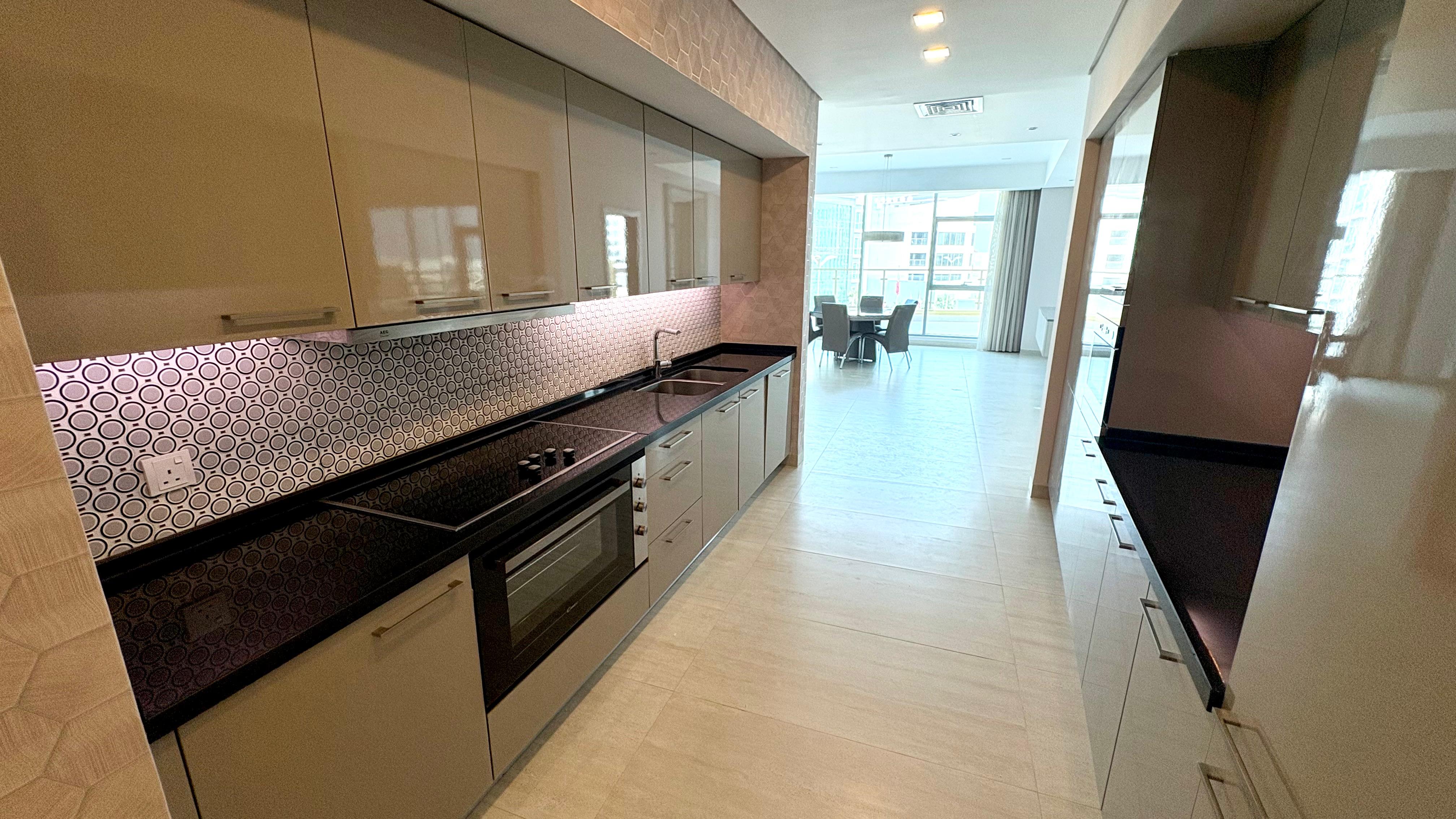 Spacious apartment with huge balcony 