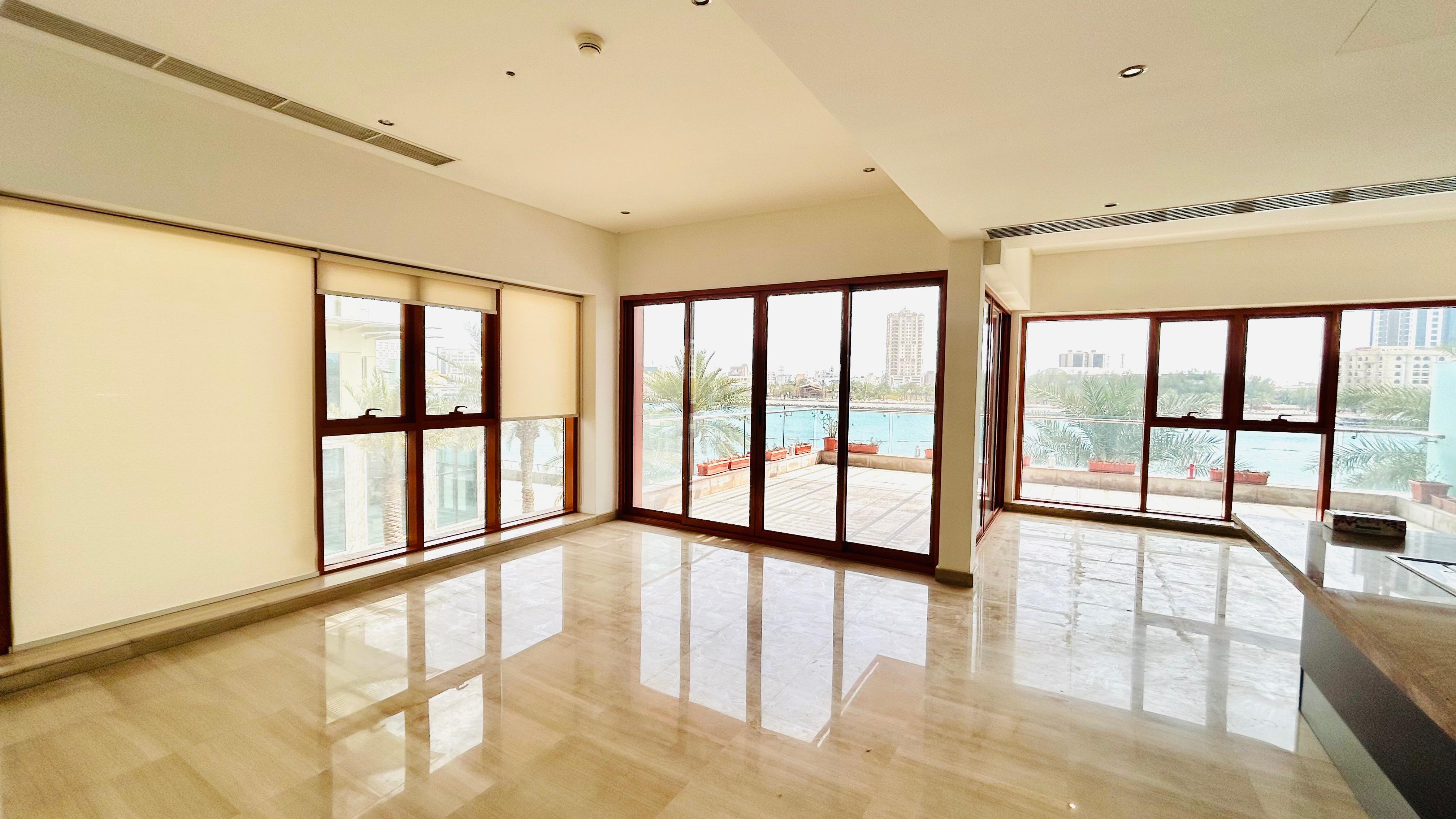 Spacious Three-bedroom apartment with large terraces in Reef Island.
