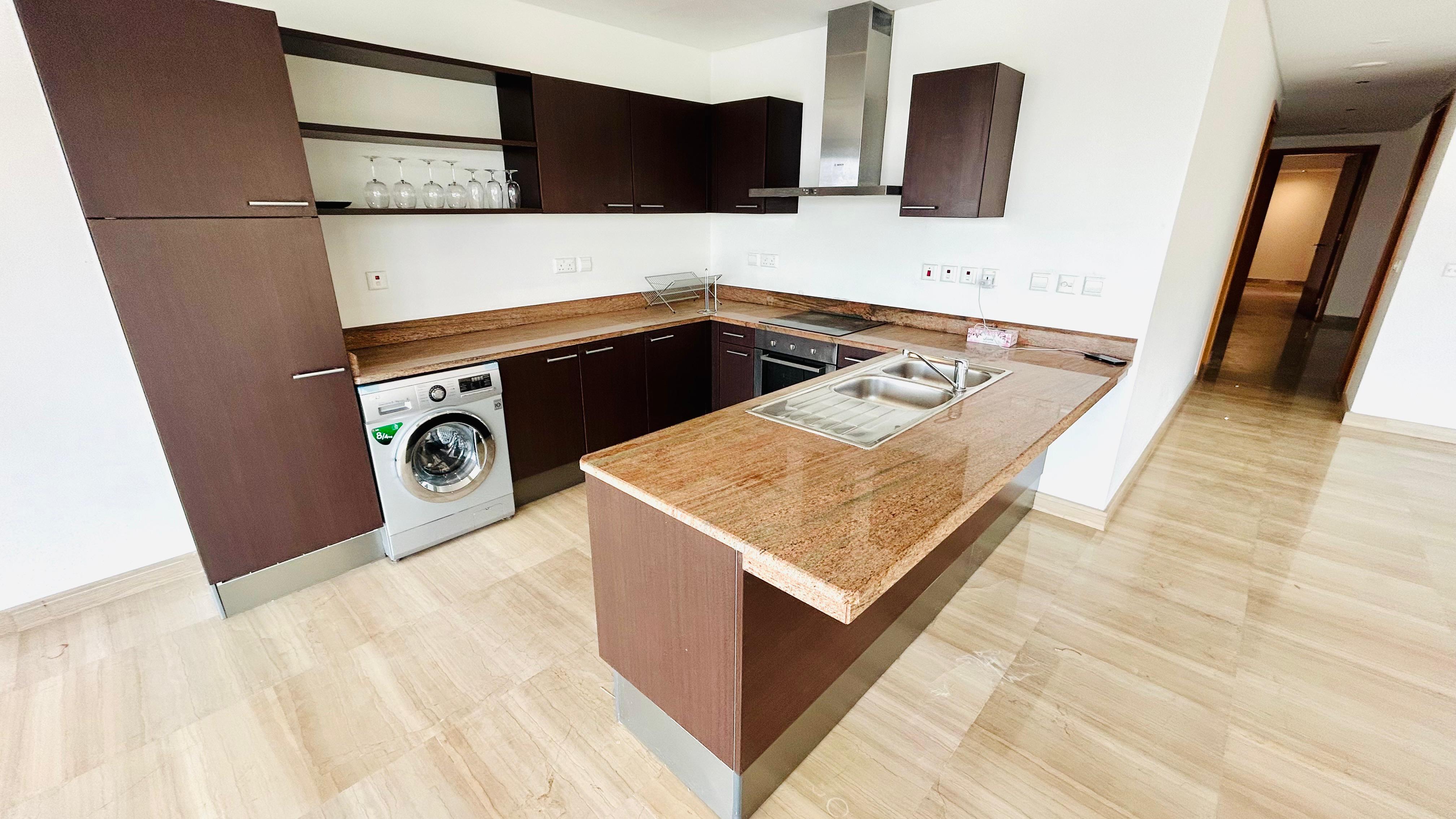 Spacious Three-bedroom apartment with large terraces in Reef Island.